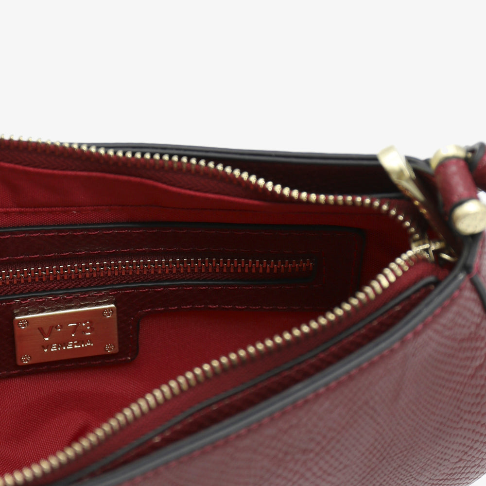 ab5cdebef46bab927308b2a228d5e34b_BORDEAUX_73BS5QK03_4_069