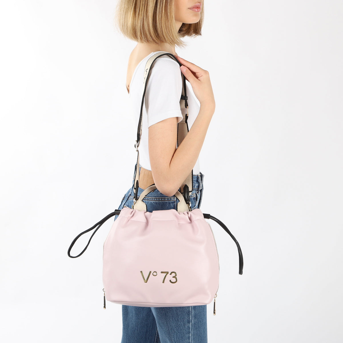 ad0579834f8a91ee757c410bc0bf677d_ROSA_73BS5YW02_9_026