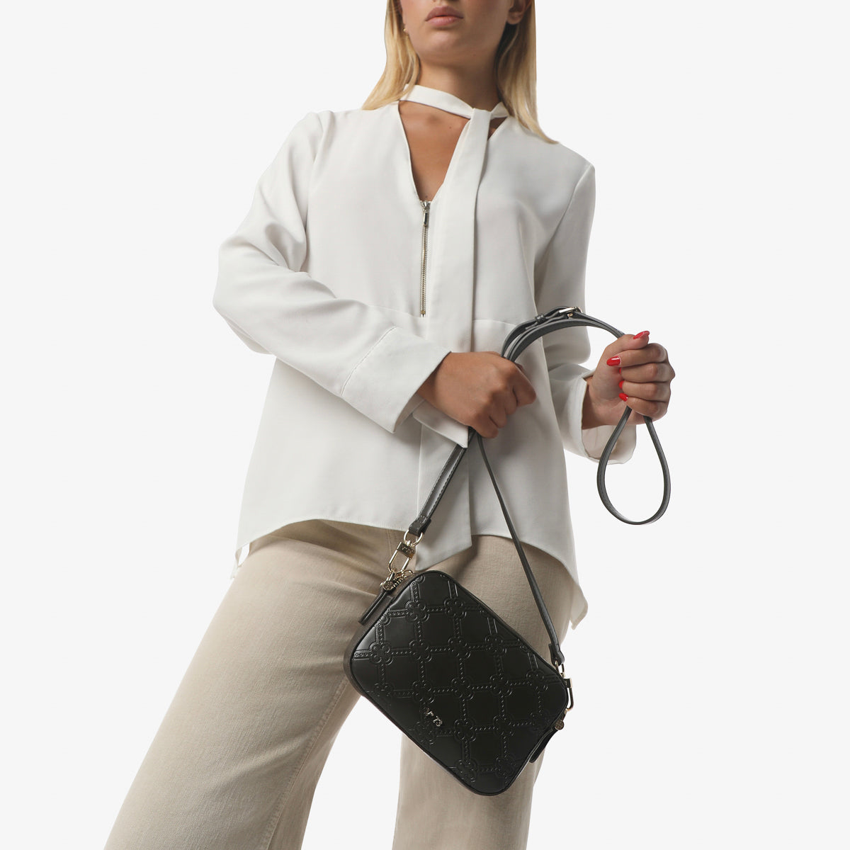 decbff23ce0b2a73e2a539e837752376_MARRONE_73BS64206L_18_064