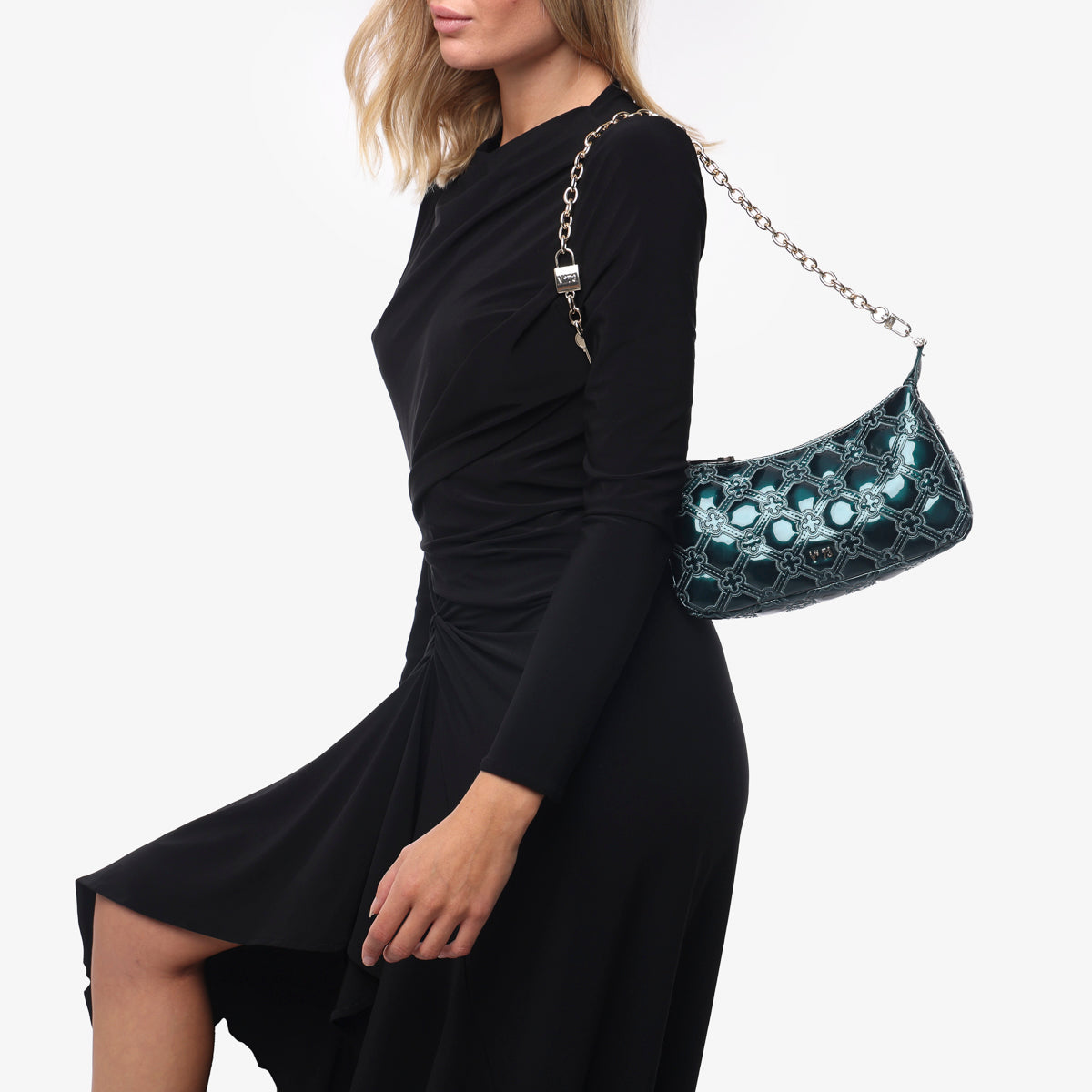 c57b8e9ffb37b1384e9299cd12886fdb_VERDE_73BS7E504_12_566