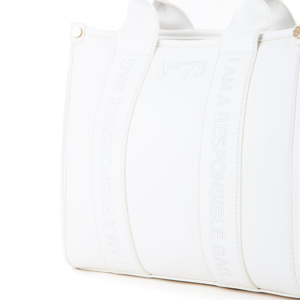 78bef3902960719a466ea657946767e7_BIANCO_73BS7HD02_49_006