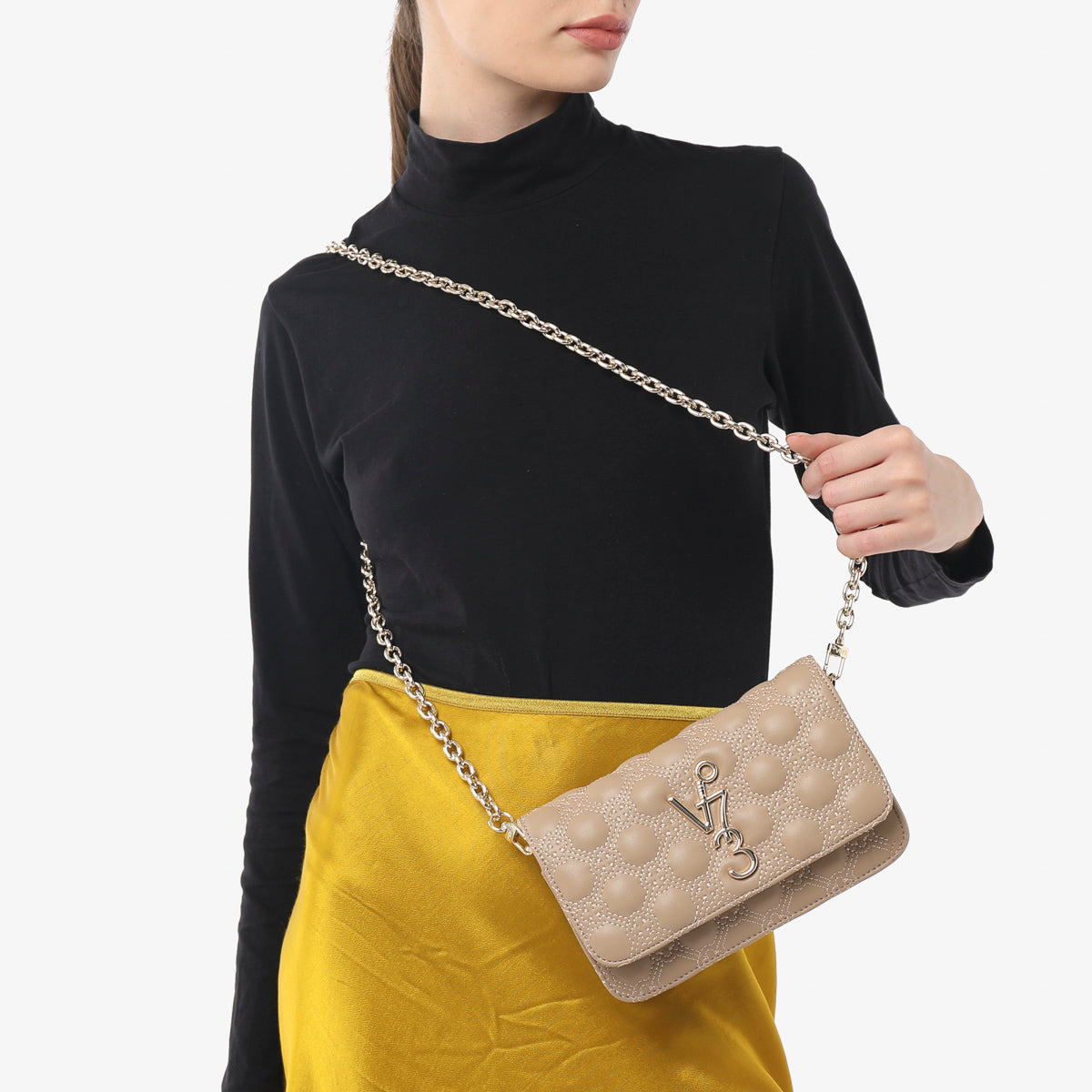 decbff23ce0b2a73e2a539e837752376_MARRONE_73BS7HF03_11_259