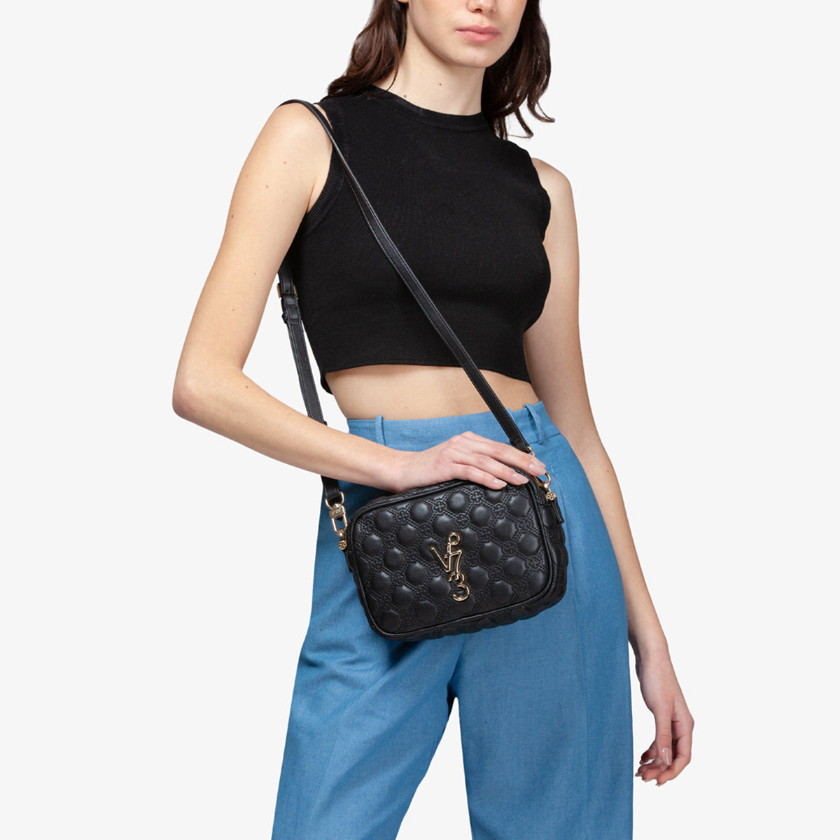 f64995525916e1291ea37f9b68a60166_NERO_73BS7HF07_19_001