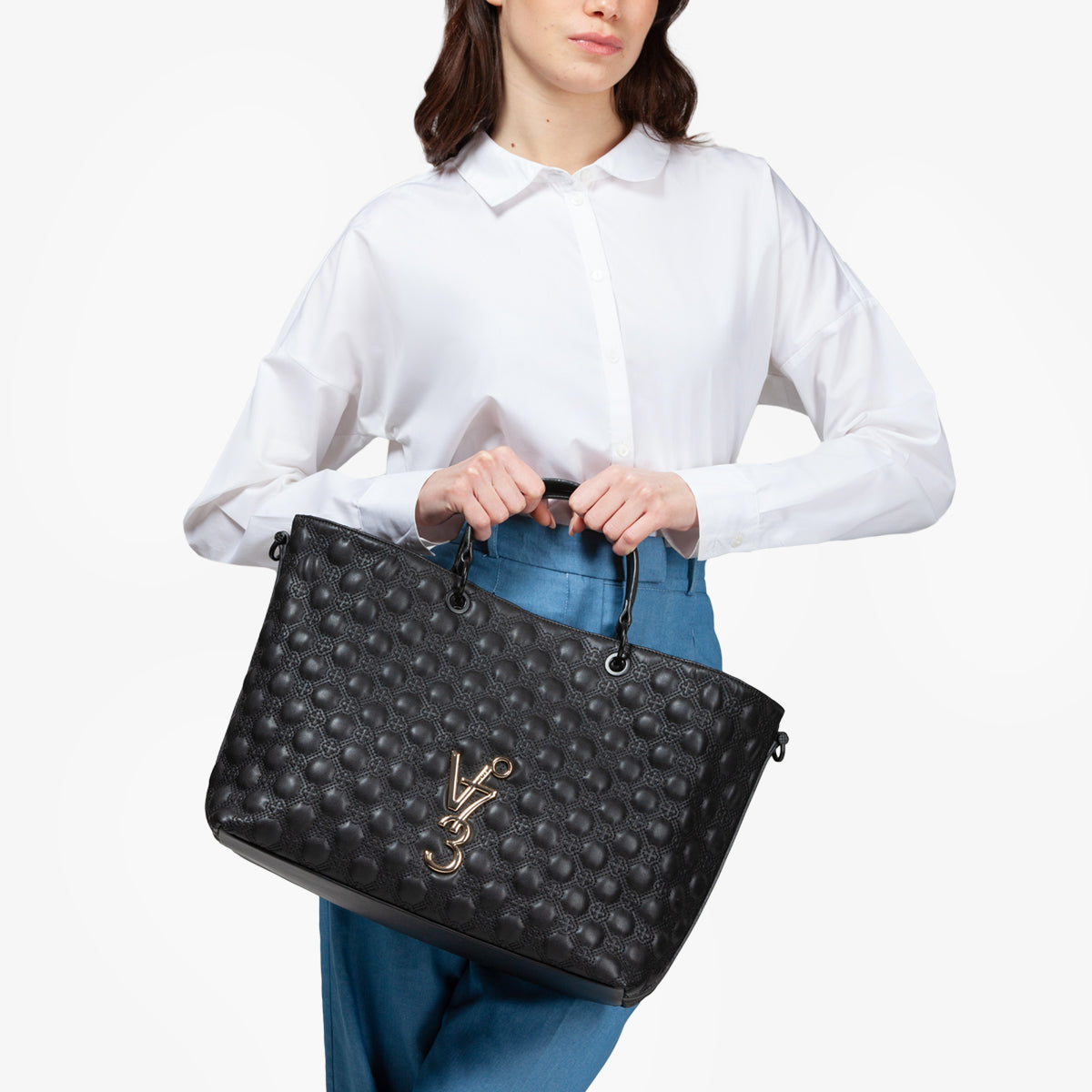 f64995525916e1291ea37f9b68a60166_NERO_73BS7HJ01_14_001