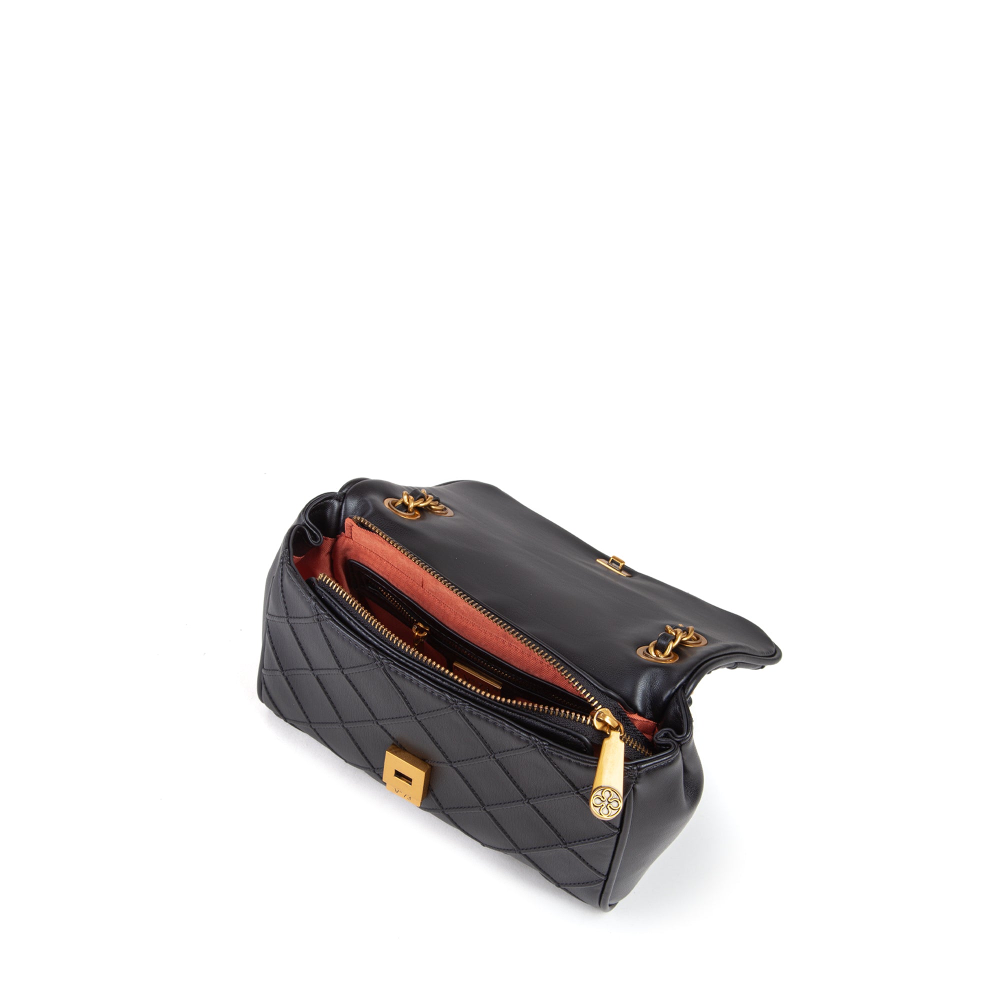 f64995525916e1291ea37f9b68a60166_NERO_73BS8BS04_19_001