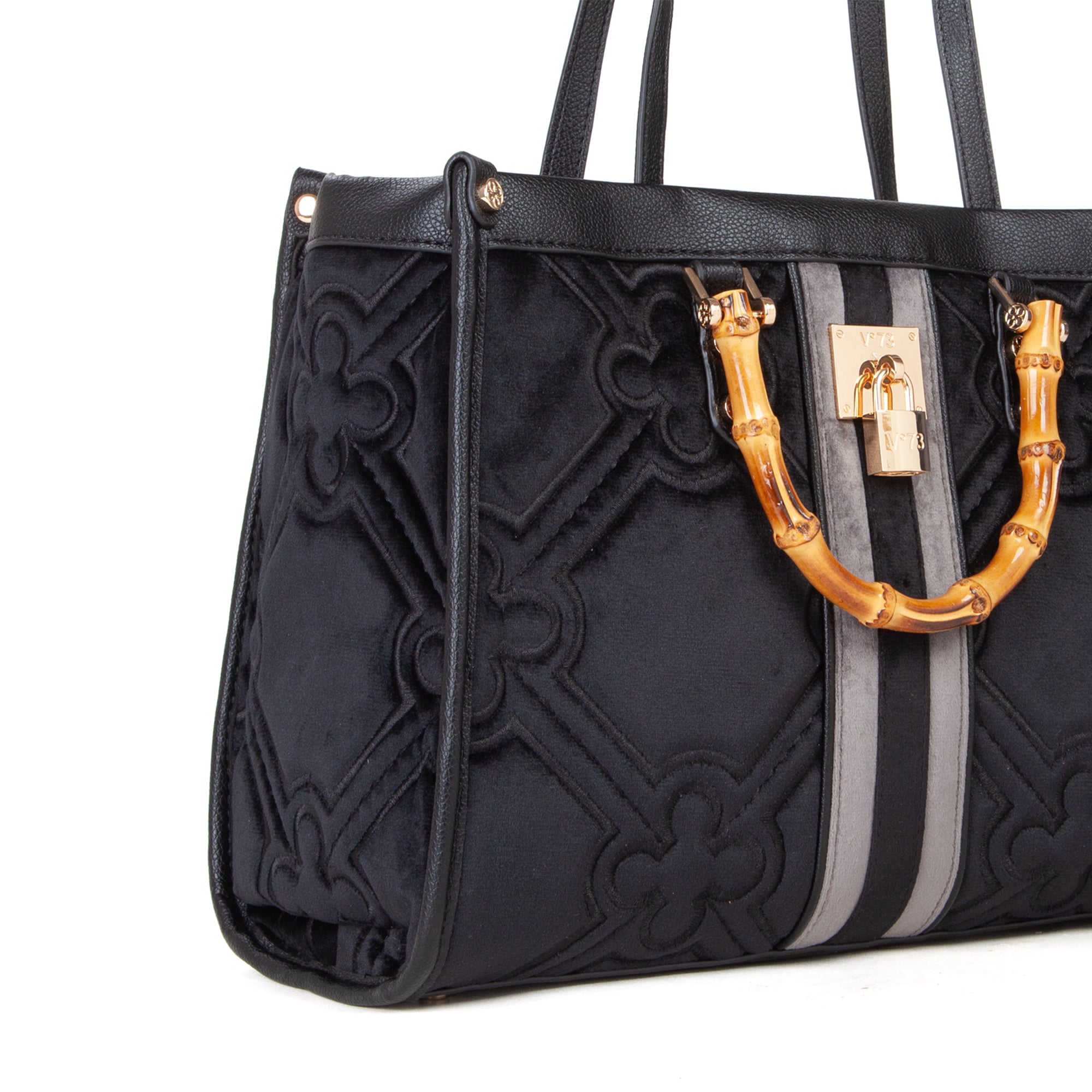 f64995525916e1291ea37f9b68a60166_NERO_73BS8F101_16_001