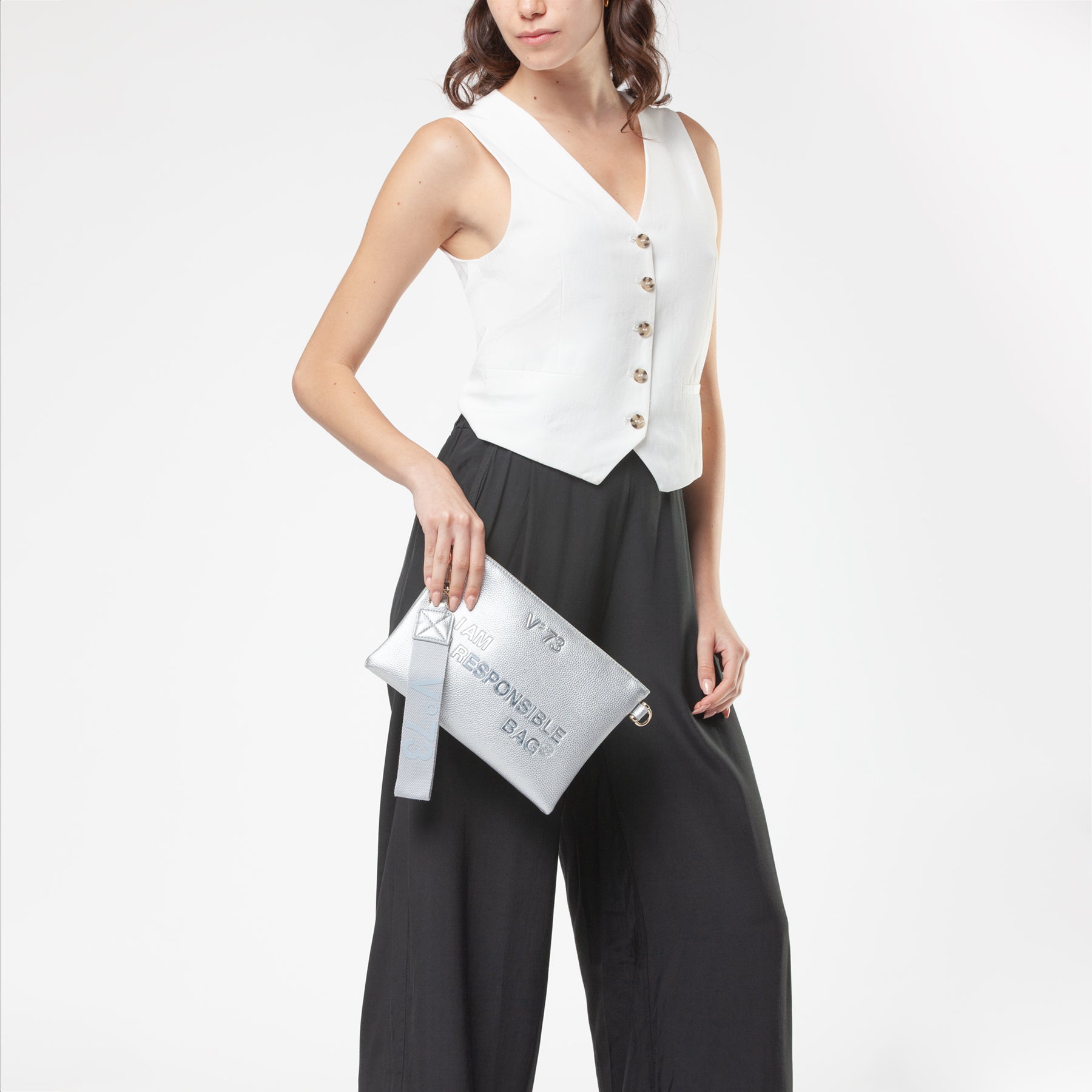 a8bff3e55b6e4622f33043f2069368b6_ARGENTO_73BS8F306_22_040