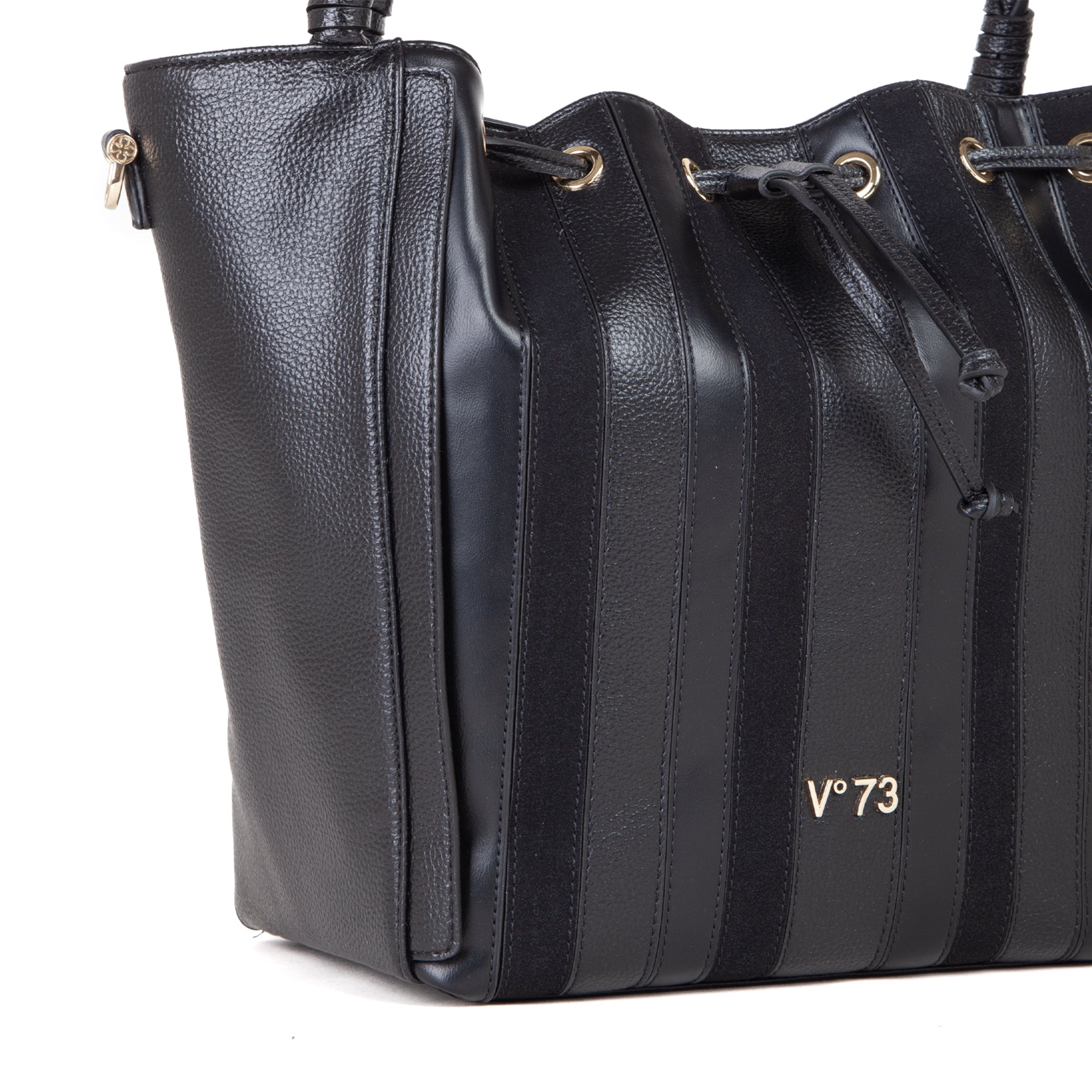 f64995525916e1291ea37f9b68a60166_NERO_73BS8GX01_17_001