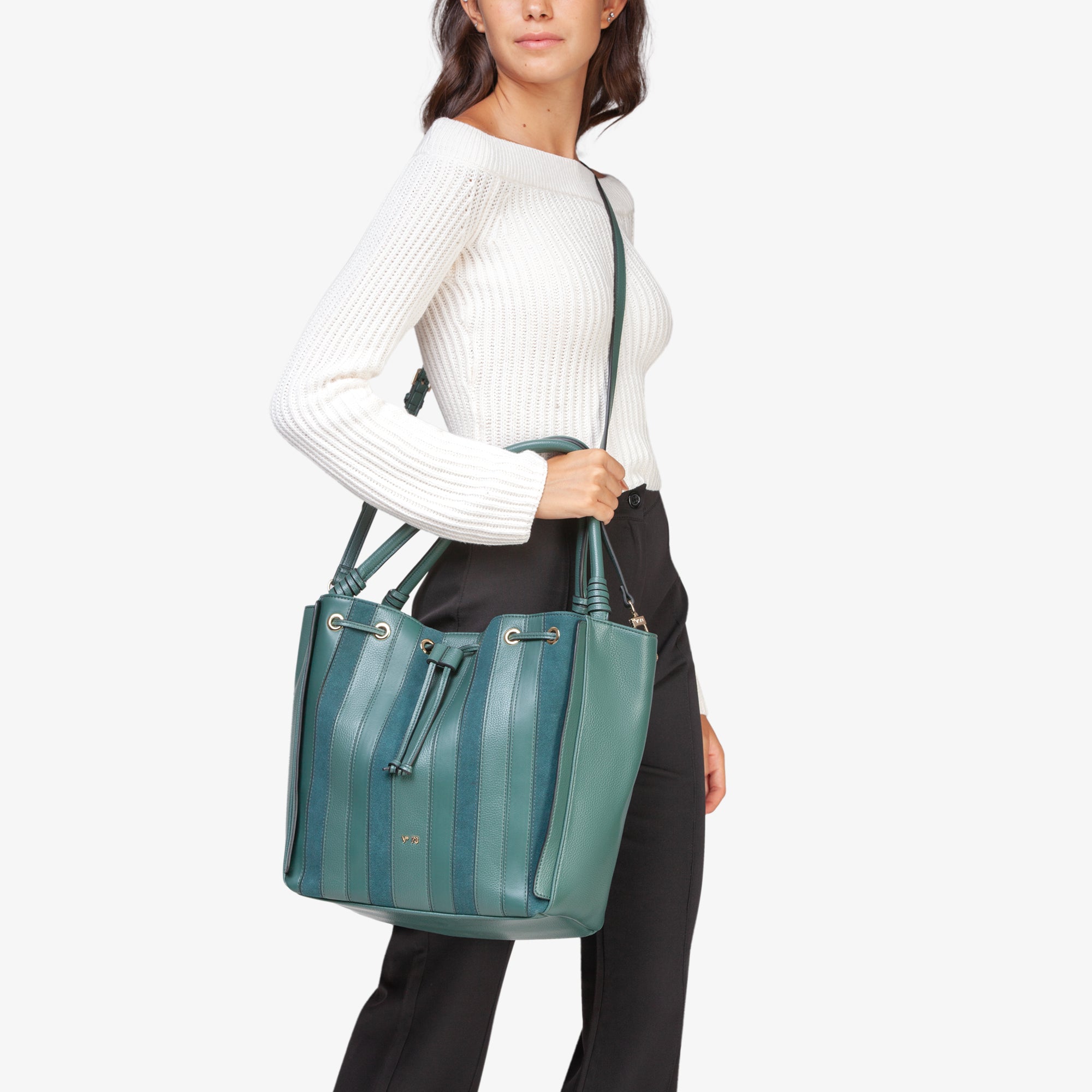 c57b8e9ffb37b1384e9299cd12886fdb_VERDE_73BS8GX01_7_566