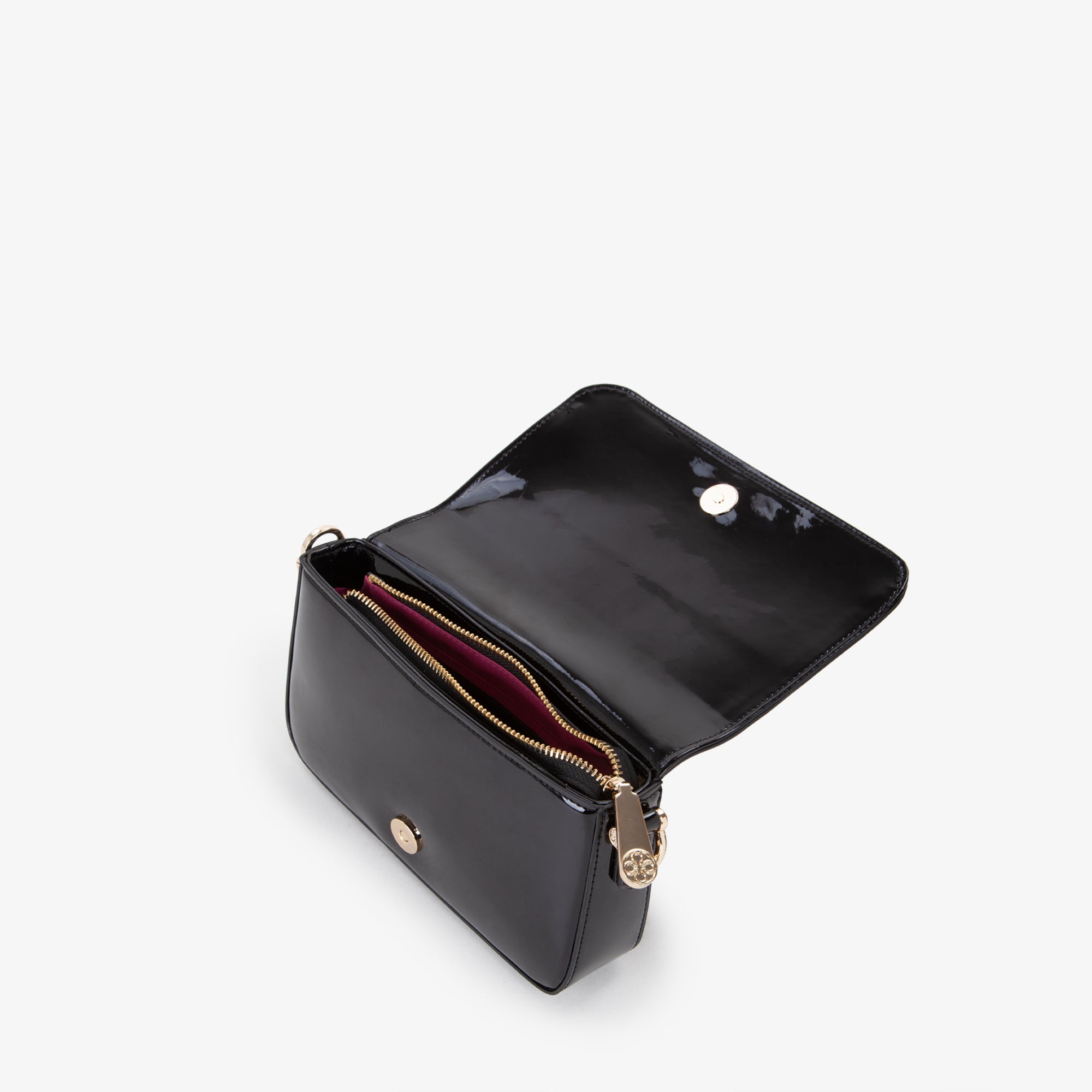 f64995525916e1291ea37f9b68a60166_NERO_73BS8VW01V_11_001