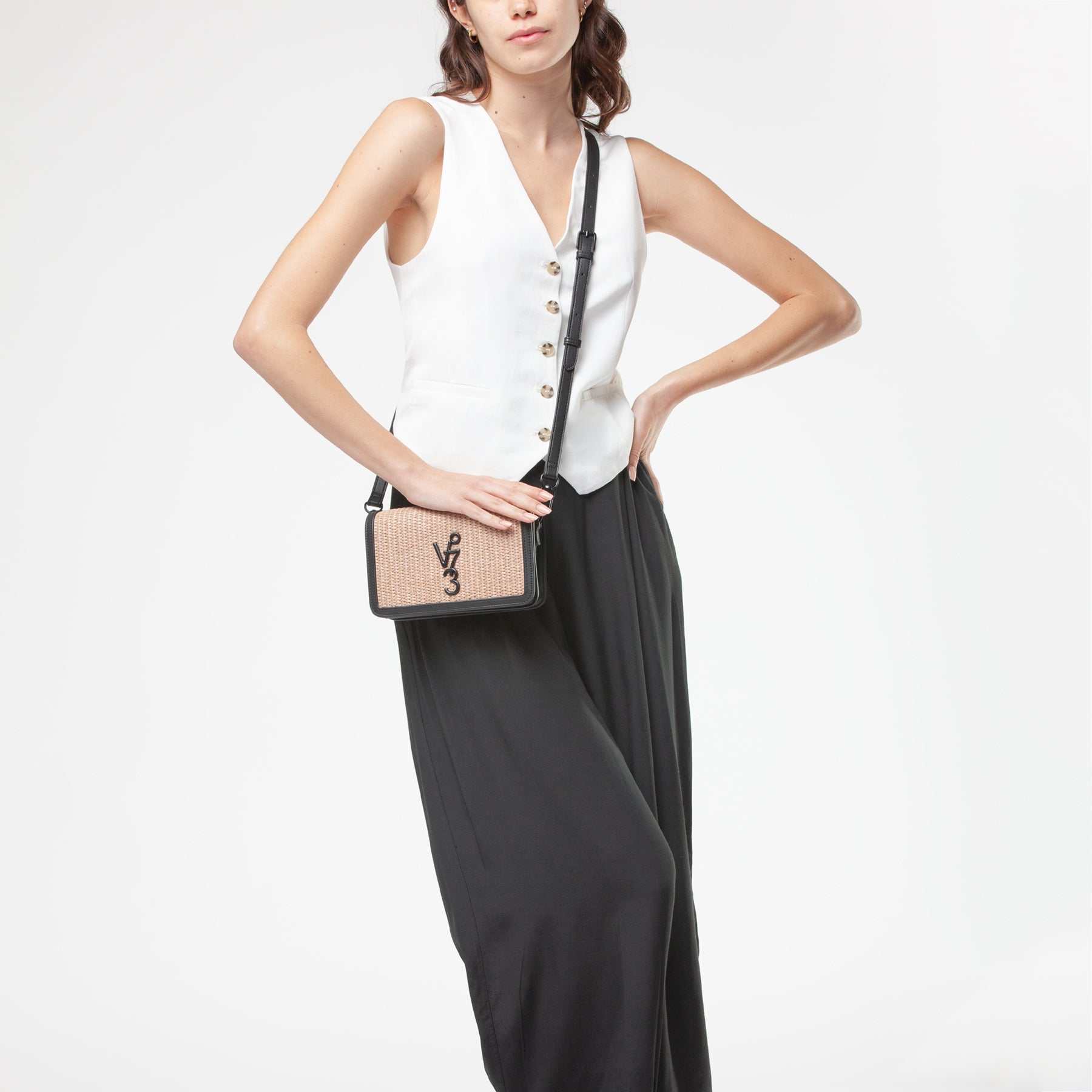 c1de400cebe4f19540f4a201b1cf8af0_MULTICOLOR_73BS90402_21_G41