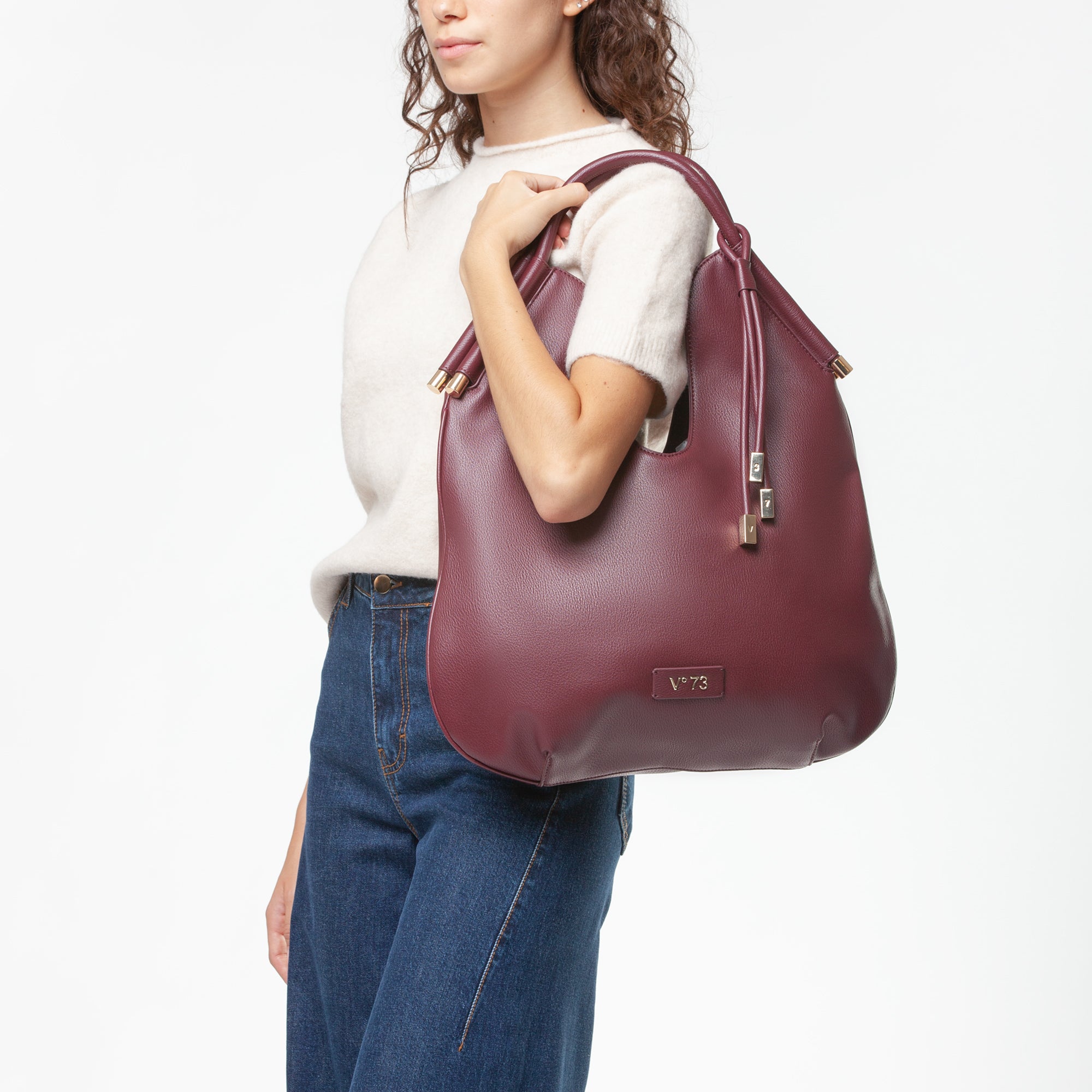 ab5cdebef46bab927308b2a228d5e34b_BORDEAUX_73BS9CH01_19_069