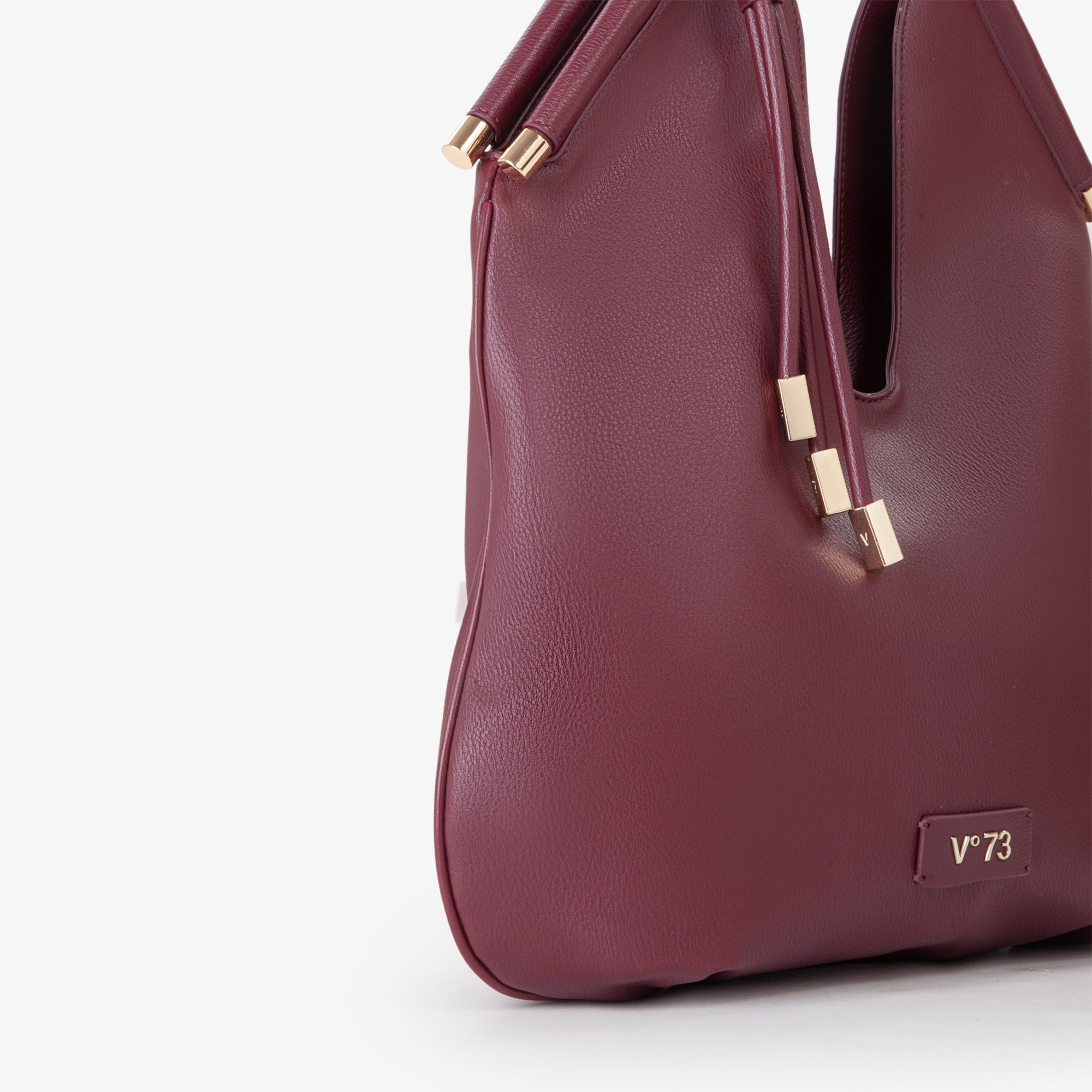 ab5cdebef46bab927308b2a228d5e34b_BORDEAUX_73BS9CH01_21_069