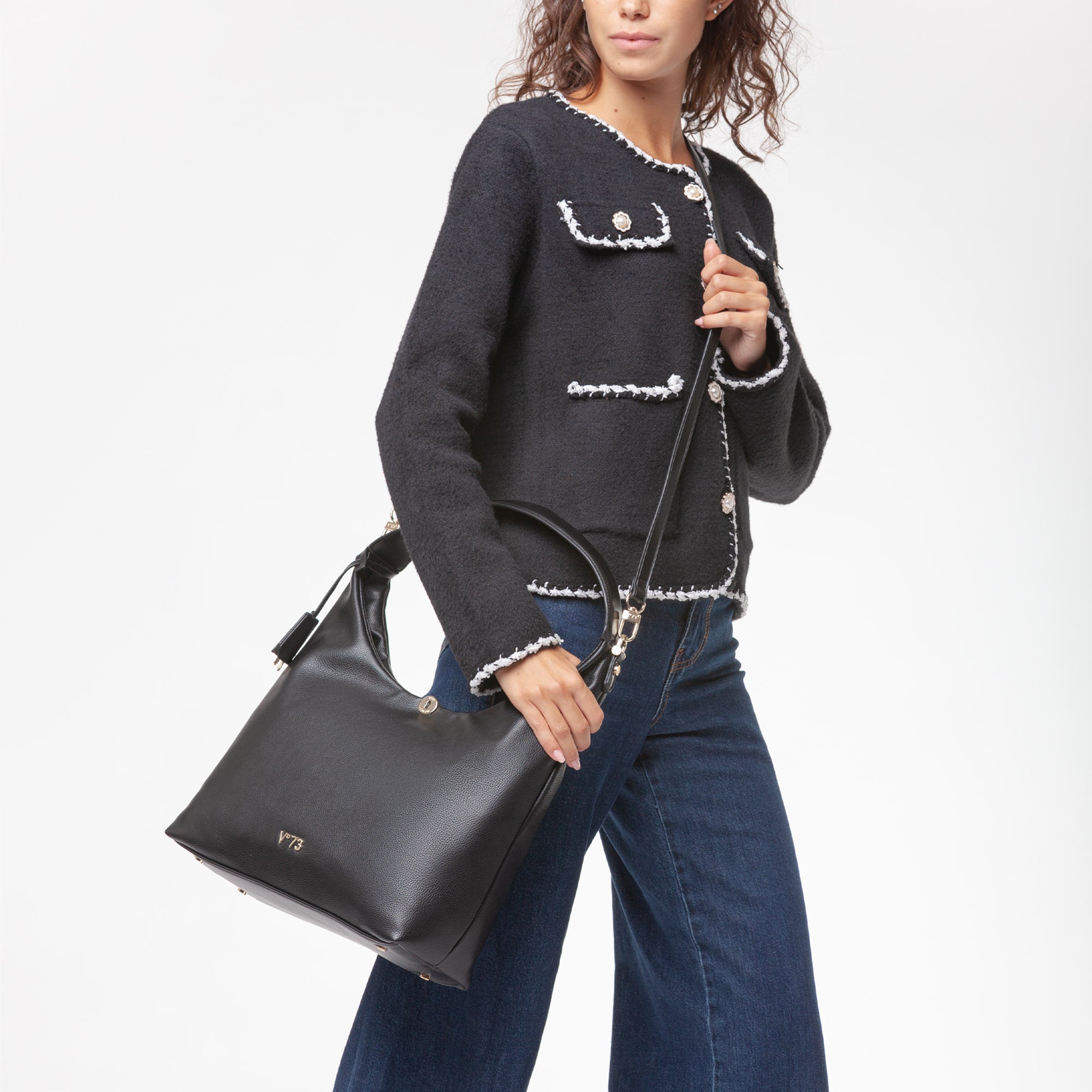 f64995525916e1291ea37f9b68a60166_NERO_73BS9D105_12_001