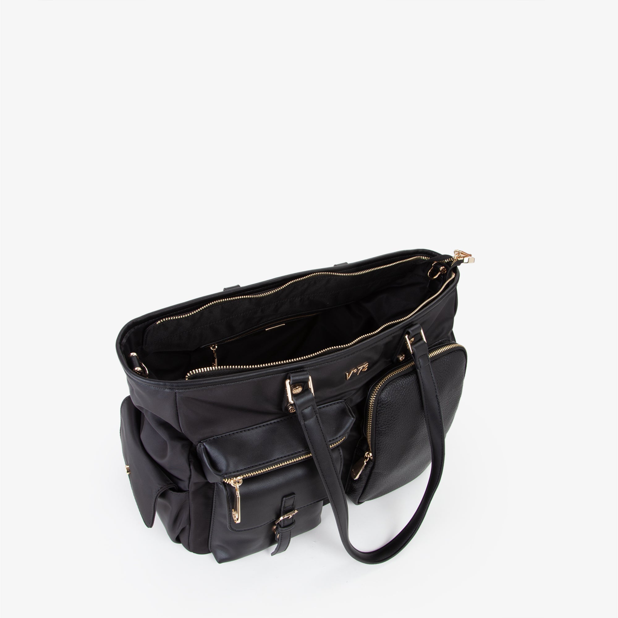 f64995525916e1291ea37f9b68a60166_NERO_73BS9EY01_14_001