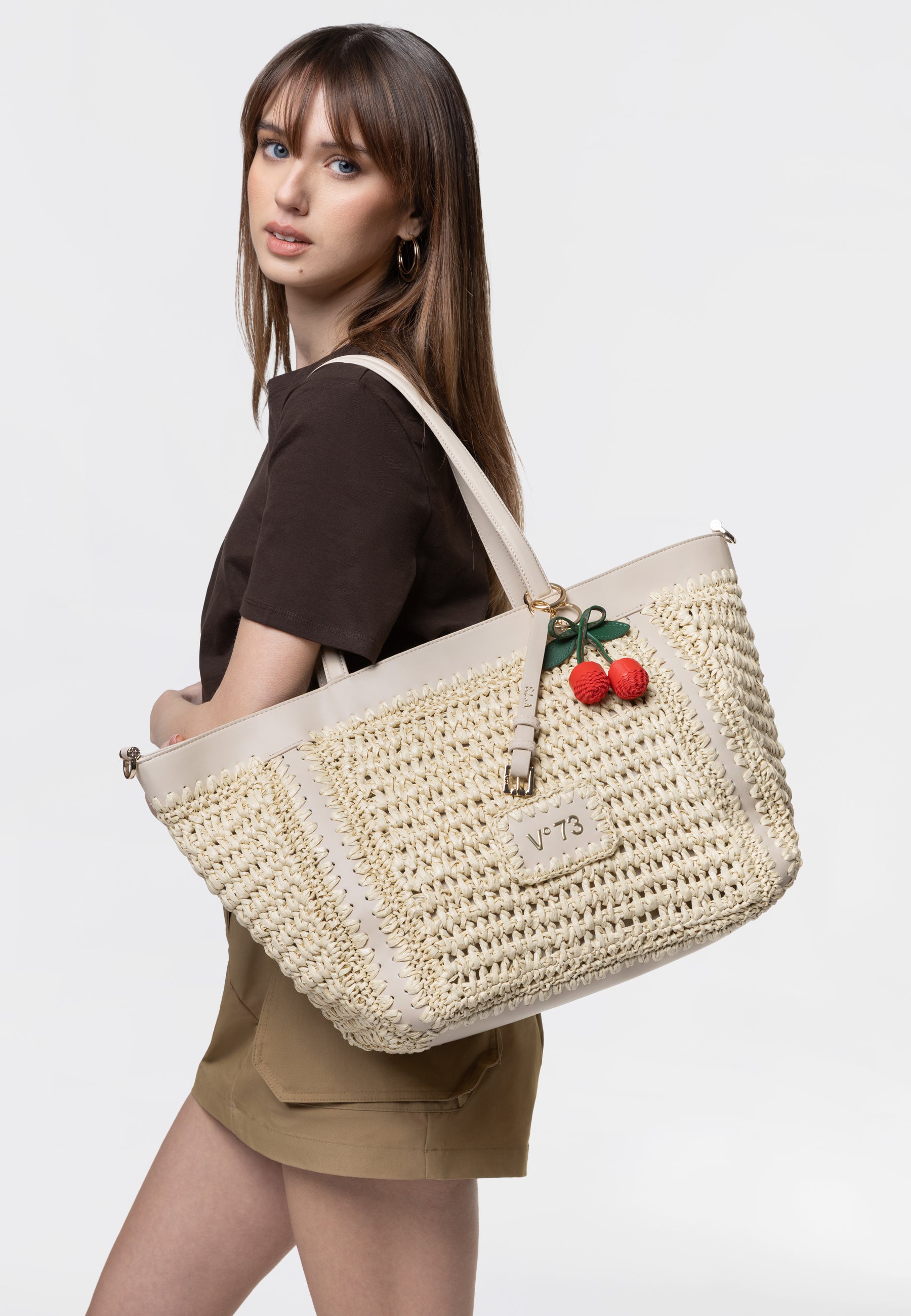 599ad3c10eb73c8347edf45ebf30f59e_OFF_WHITE_73BS9M301_13_328