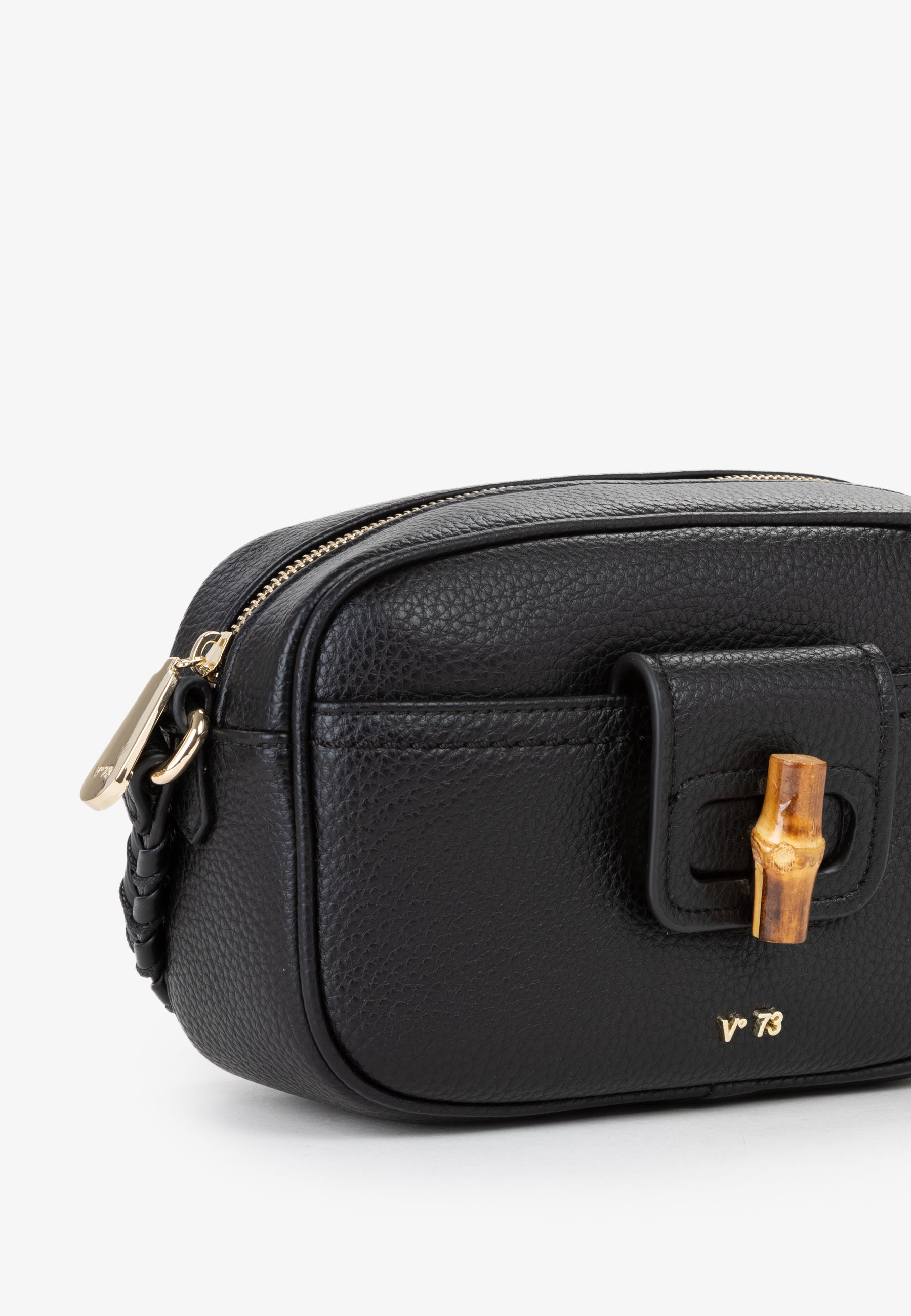 f64995525916e1291ea37f9b68a60166_NERO_73BS9M605_10_001