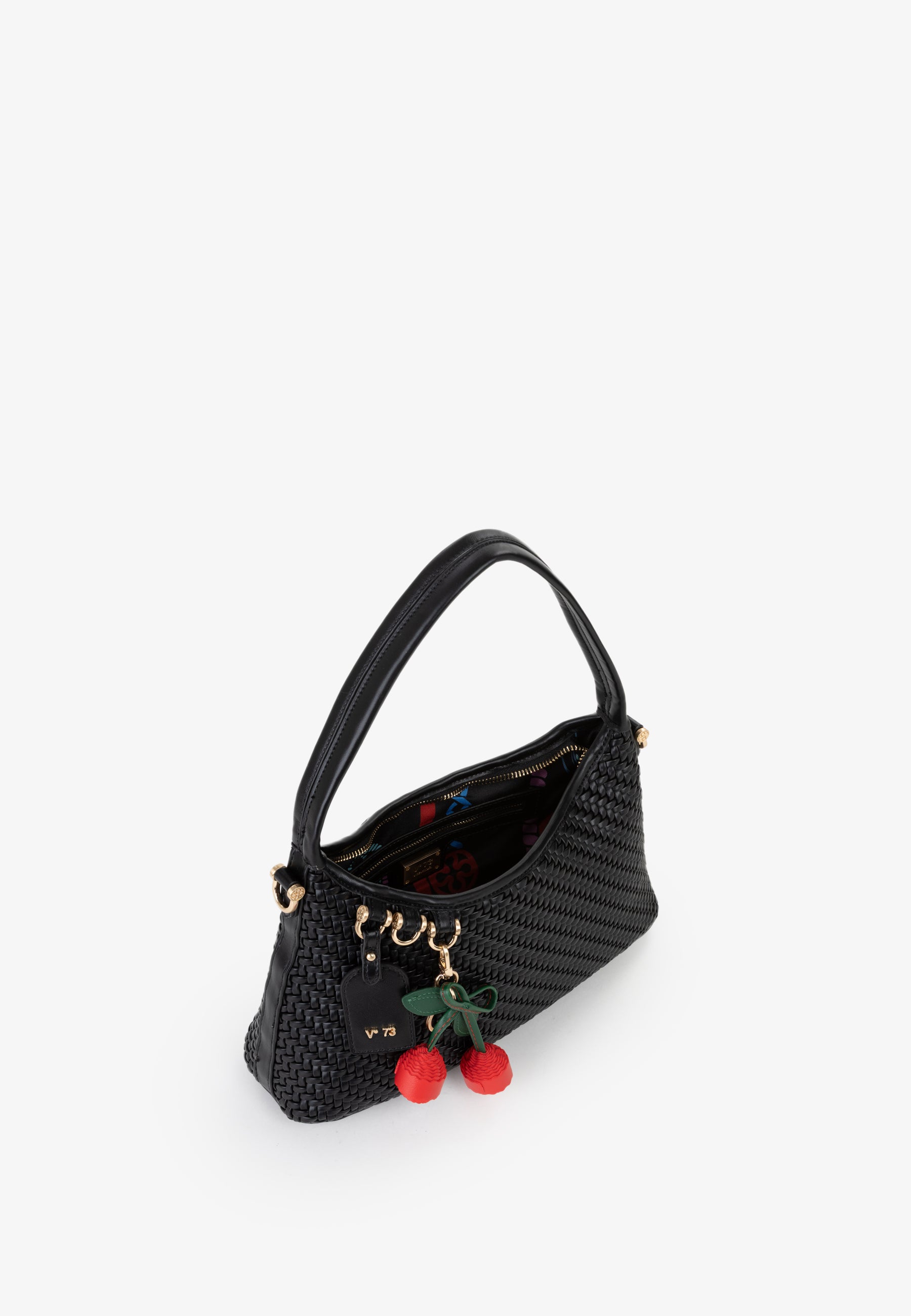 f64995525916e1291ea37f9b68a60166_NERO_73BS9O603_14_001