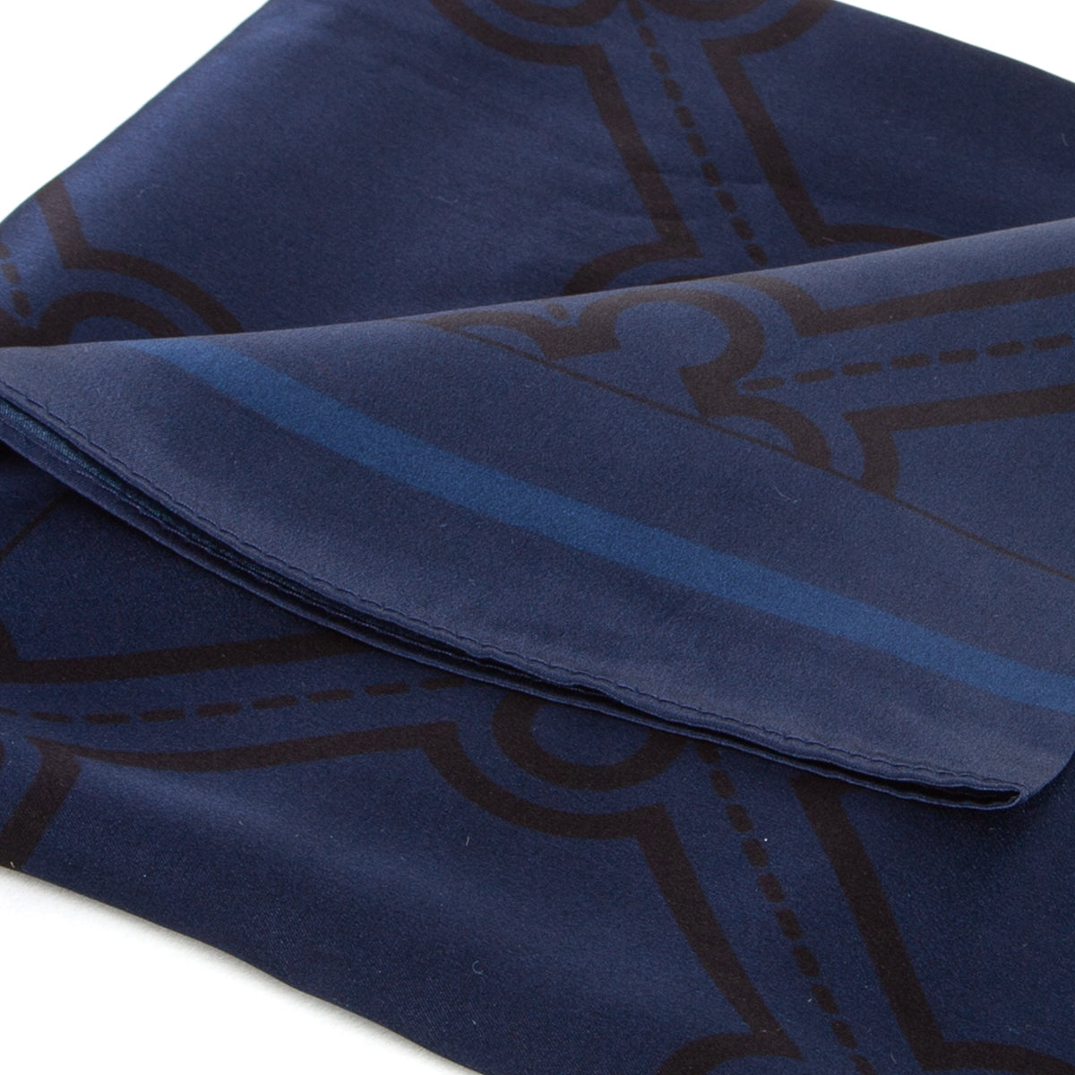 8614c9477a5d86f42a1da6b19d625392_BLU_73FD7D061_42_Z28