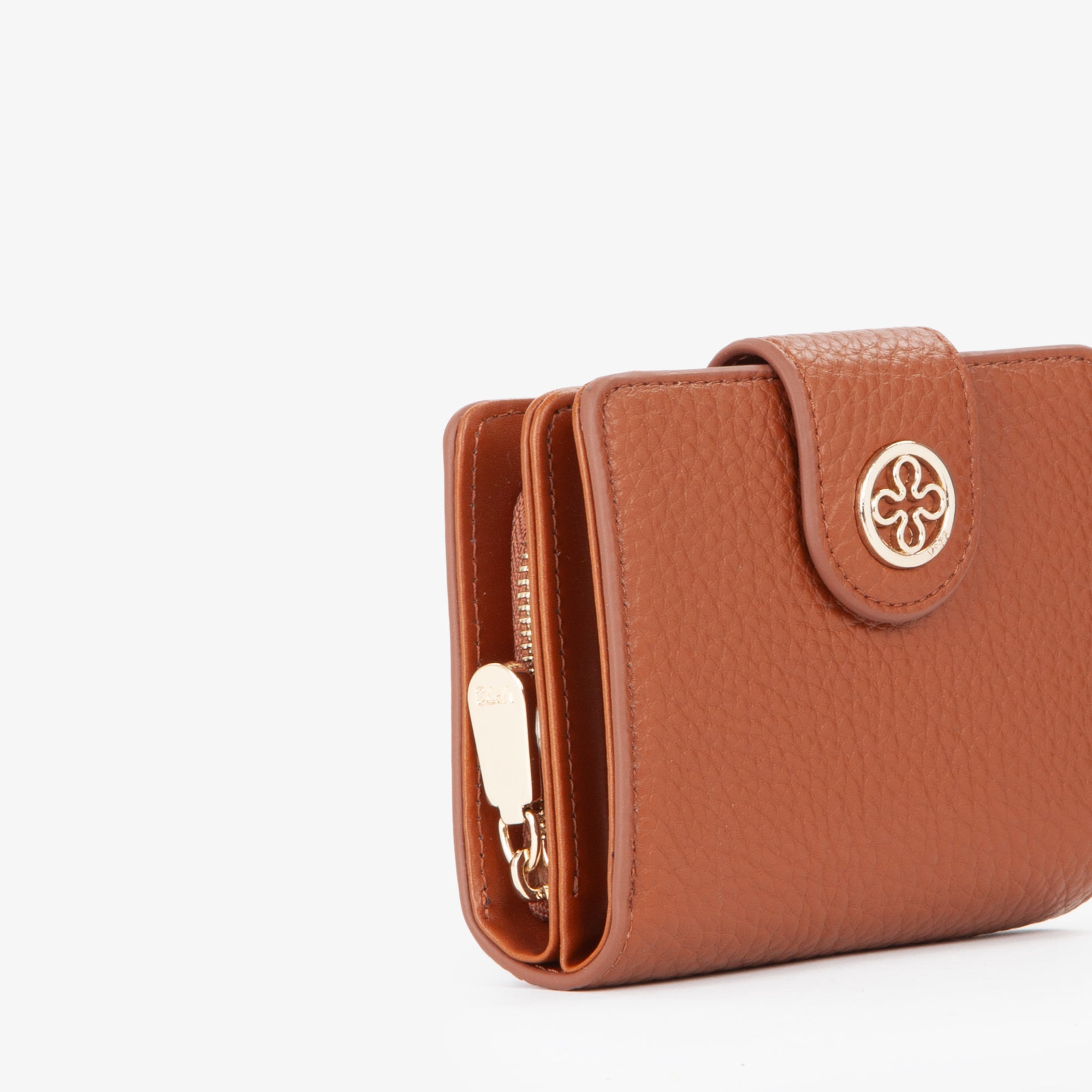 c51ed19e688600e85aa6264308708592_CUOIO_73PS9ER215_9_089