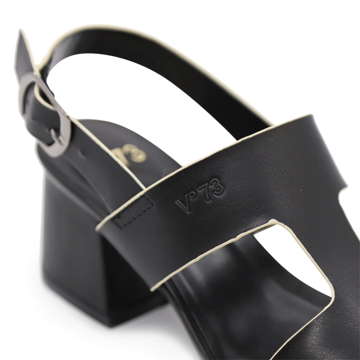 f64995525916e1291ea37f9b68a60166_NERO_73SC6CK01_7_001