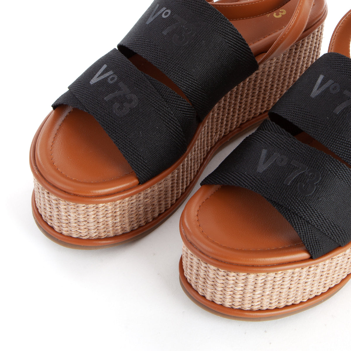 f64995525916e1291ea37f9b68a60166_NERO_73SC7UK01TES_14_E94