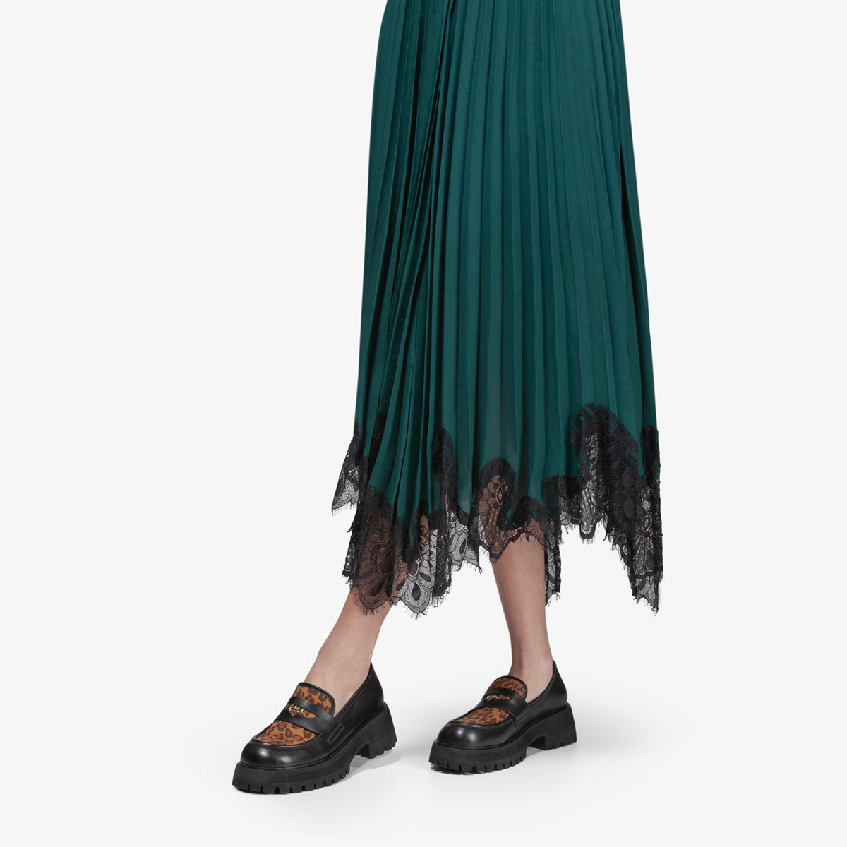 RAJA Moccasins