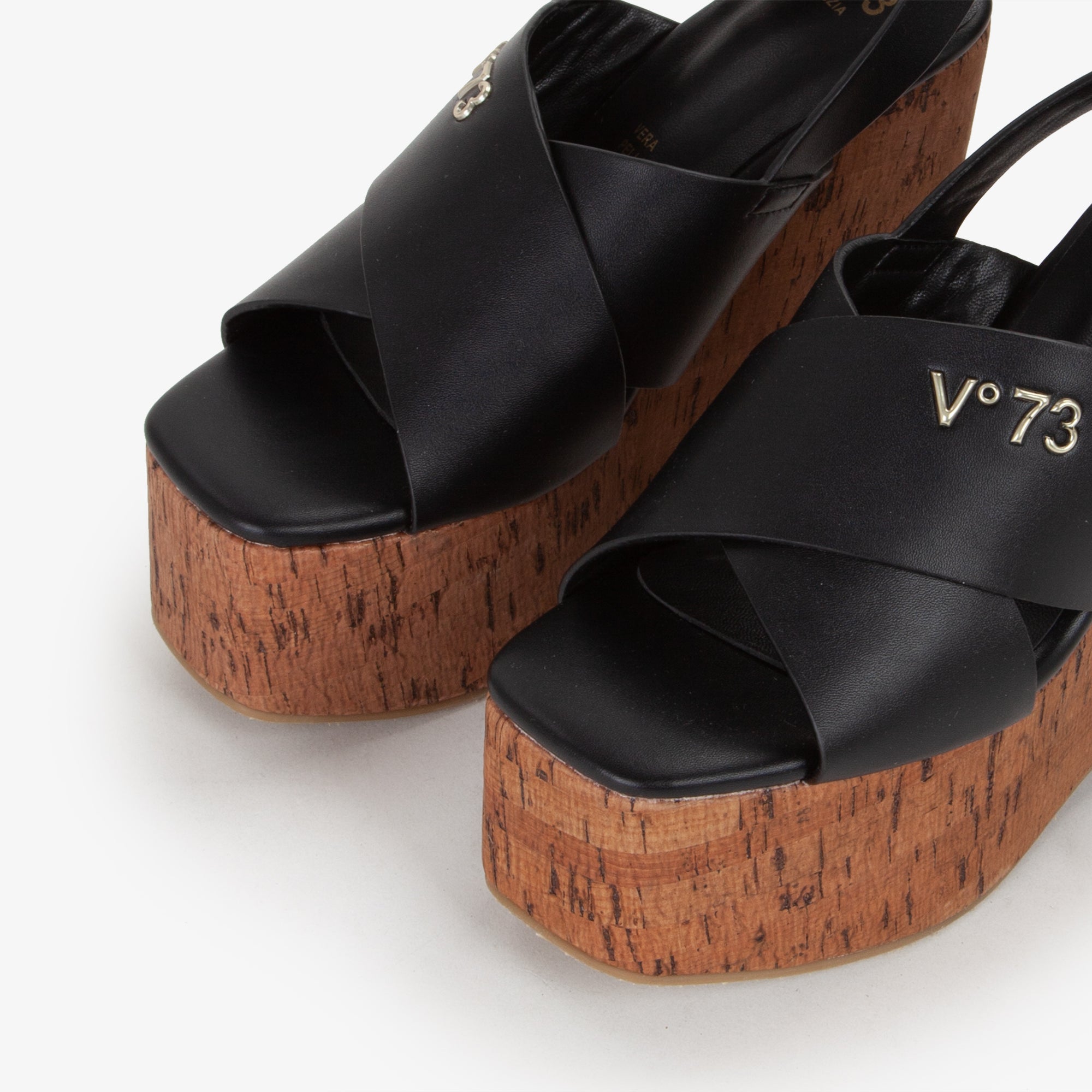 Cinta KORNELIA WEDGE