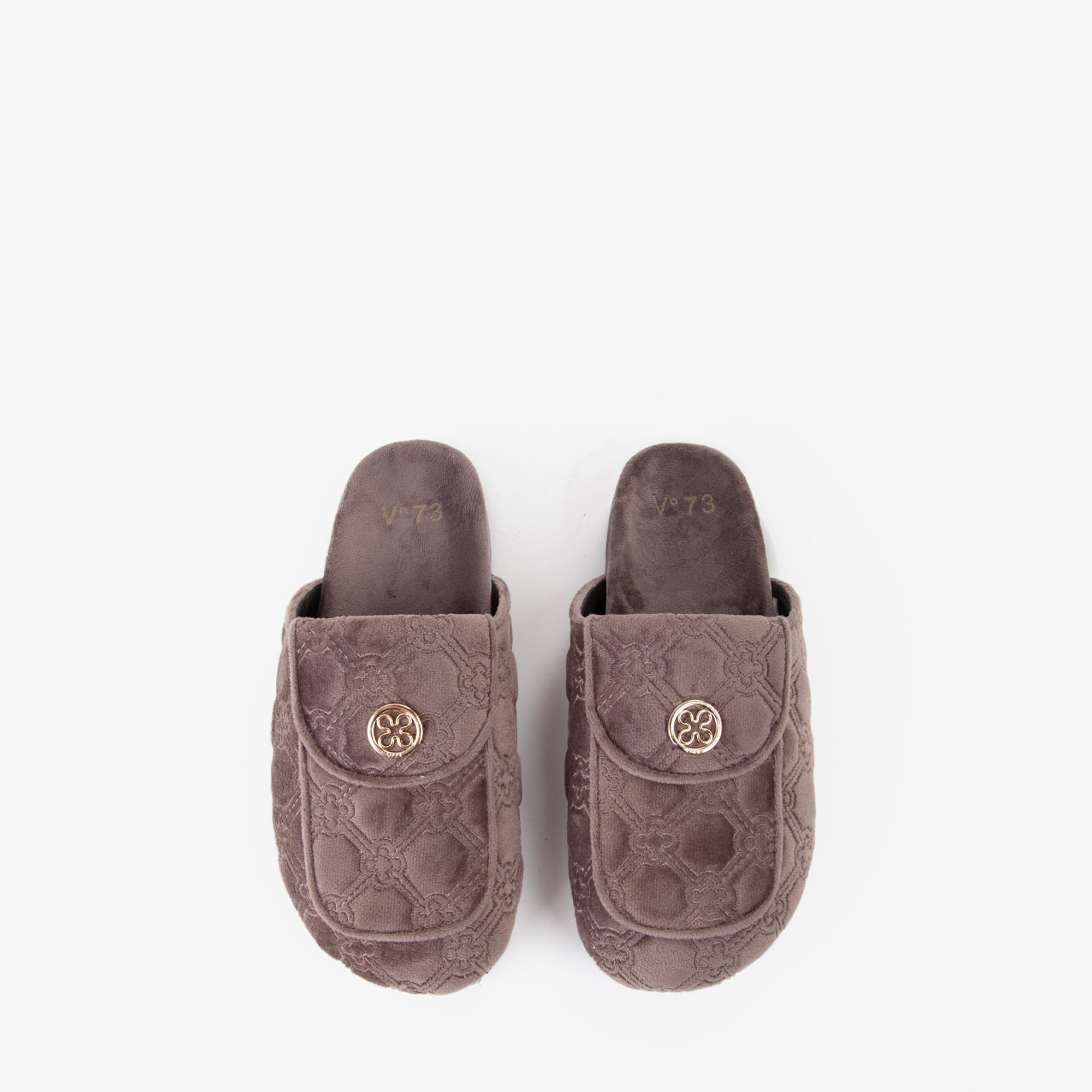 decbff23ce0b2a73e2a539e837752376_MARRONE_73SC9FU01VEL_14_259