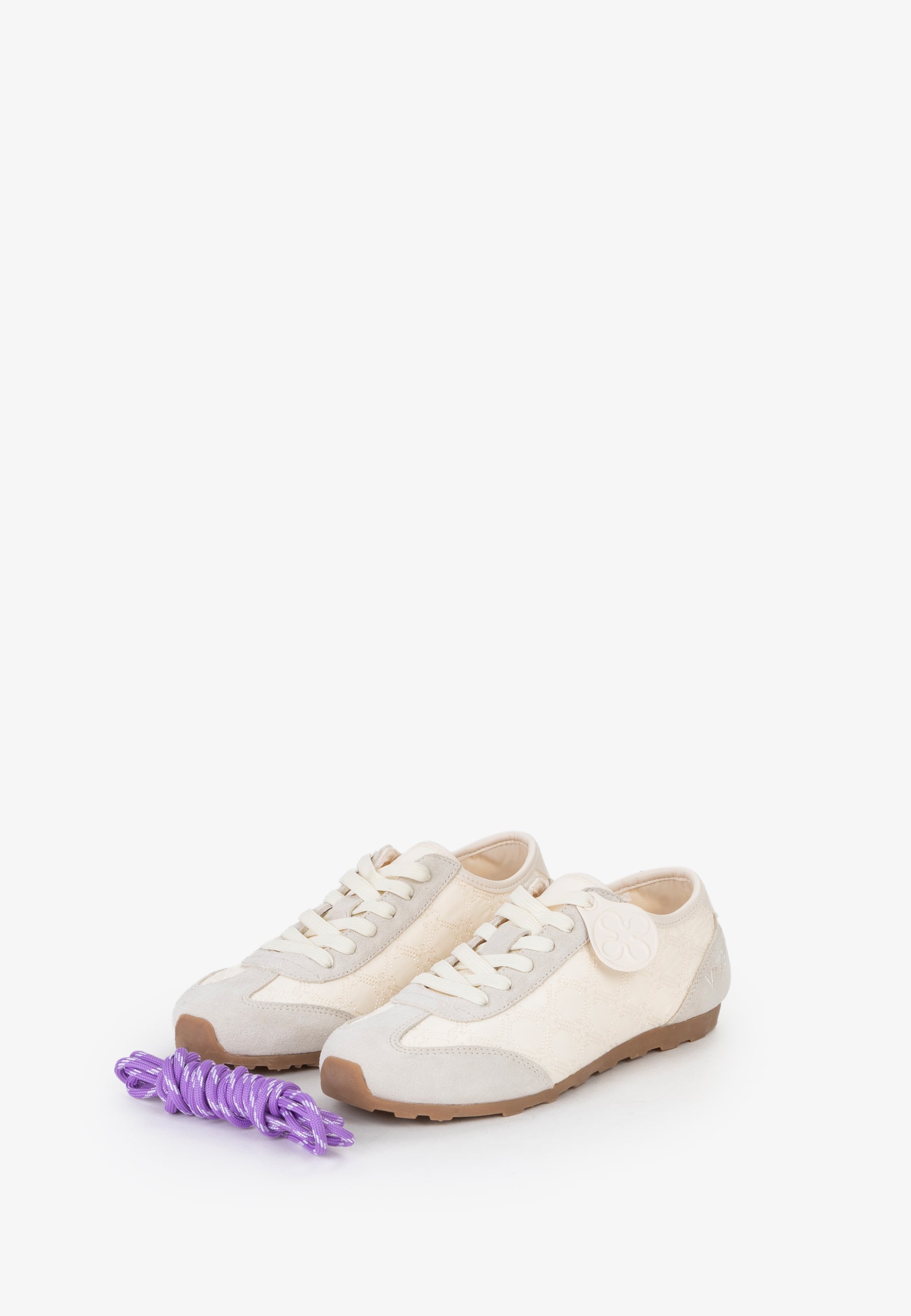 599ad3c10eb73c8347edf45ebf30f59e_OFF_WHITE_73SC9YG02LOG_12_328
