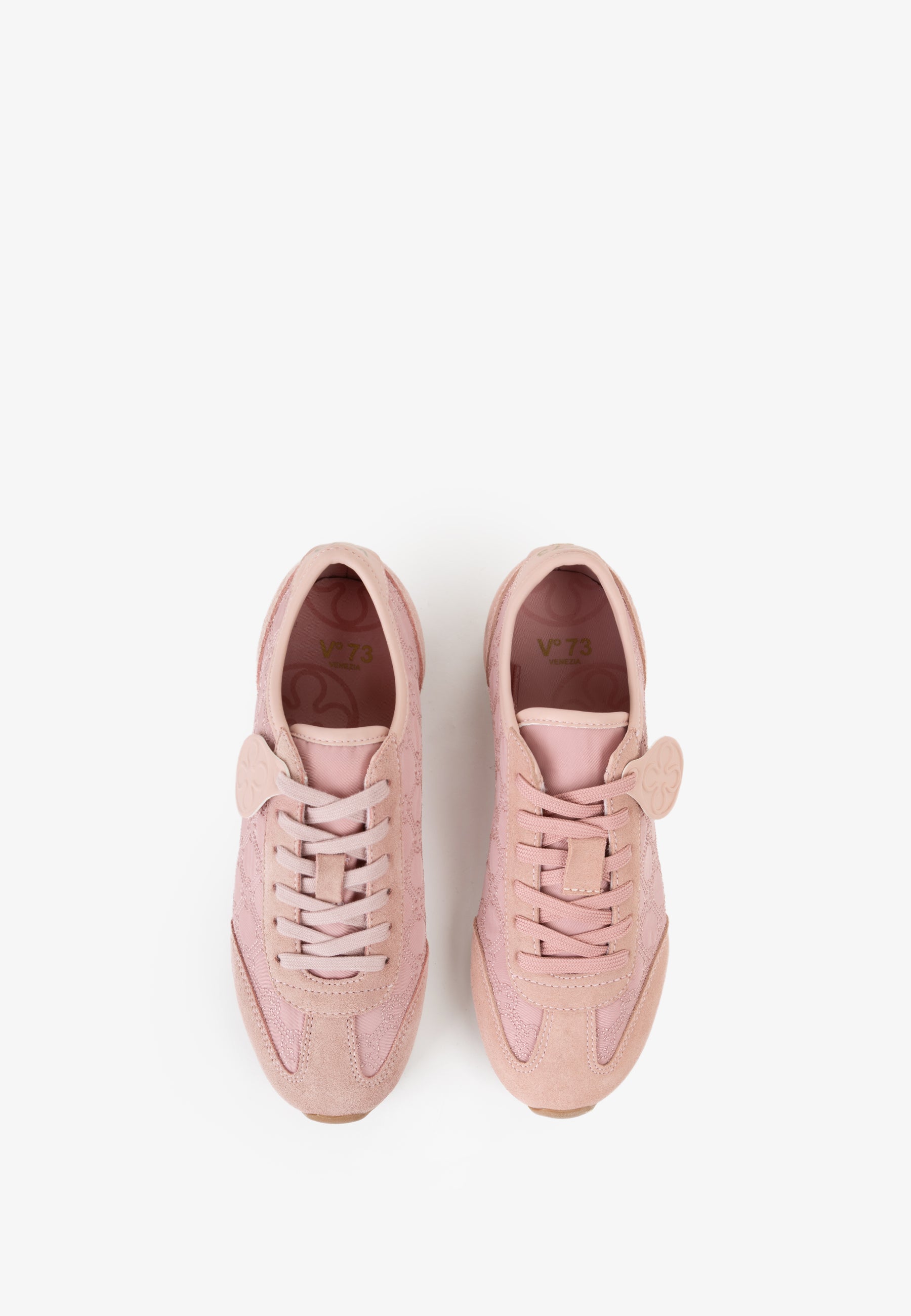 ad0579834f8a91ee757c410bc0bf677d_ROSA_73SC9YG02LOG_9_026