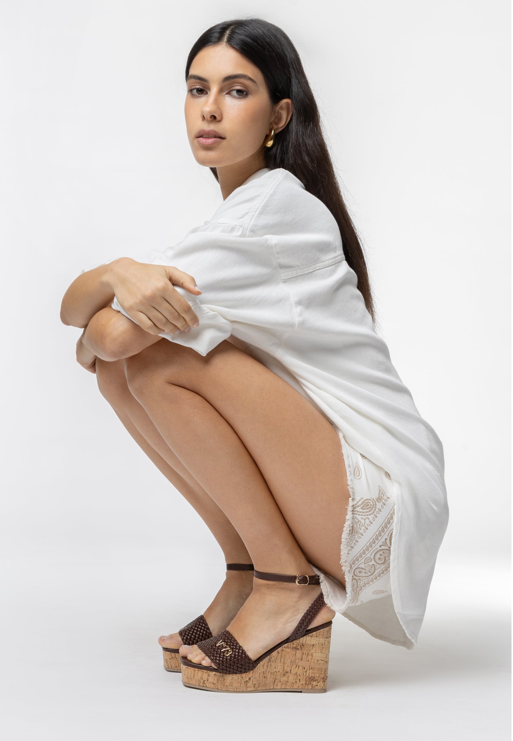 decbff23ce0b2a73e2a539e837752376_MARRONE_73SC9YU01INT_4_064