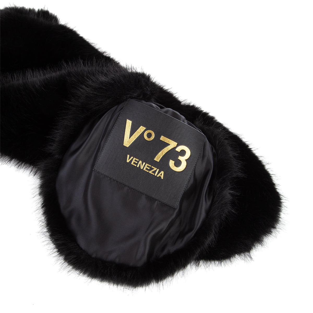 f64995525916e1291ea37f9b68a60166_NERO_73SP8BM08_26_001