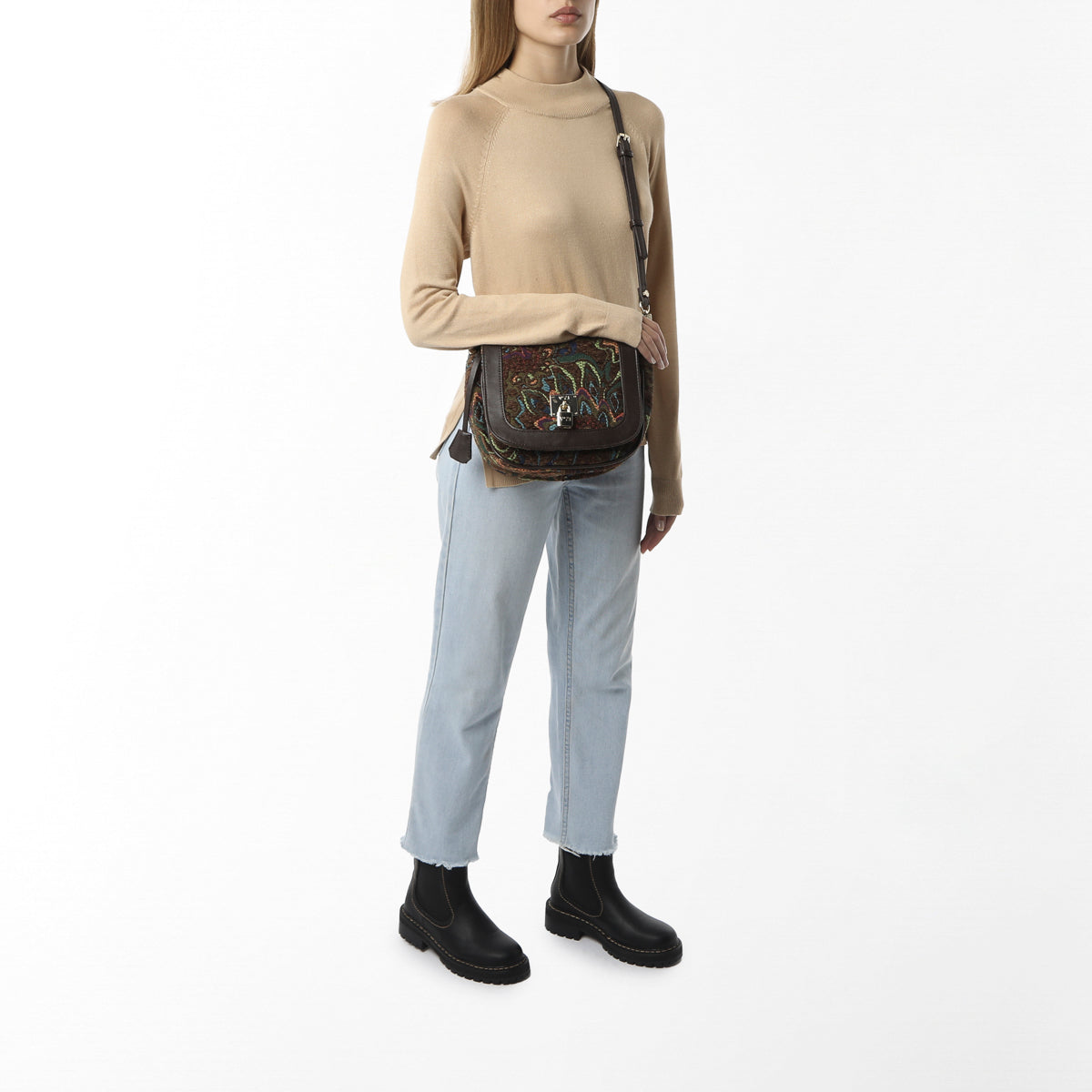 c1de400cebe4f19540f4a201b1cf8af0_MULTICOLOR_73BS5R004F_9_E19