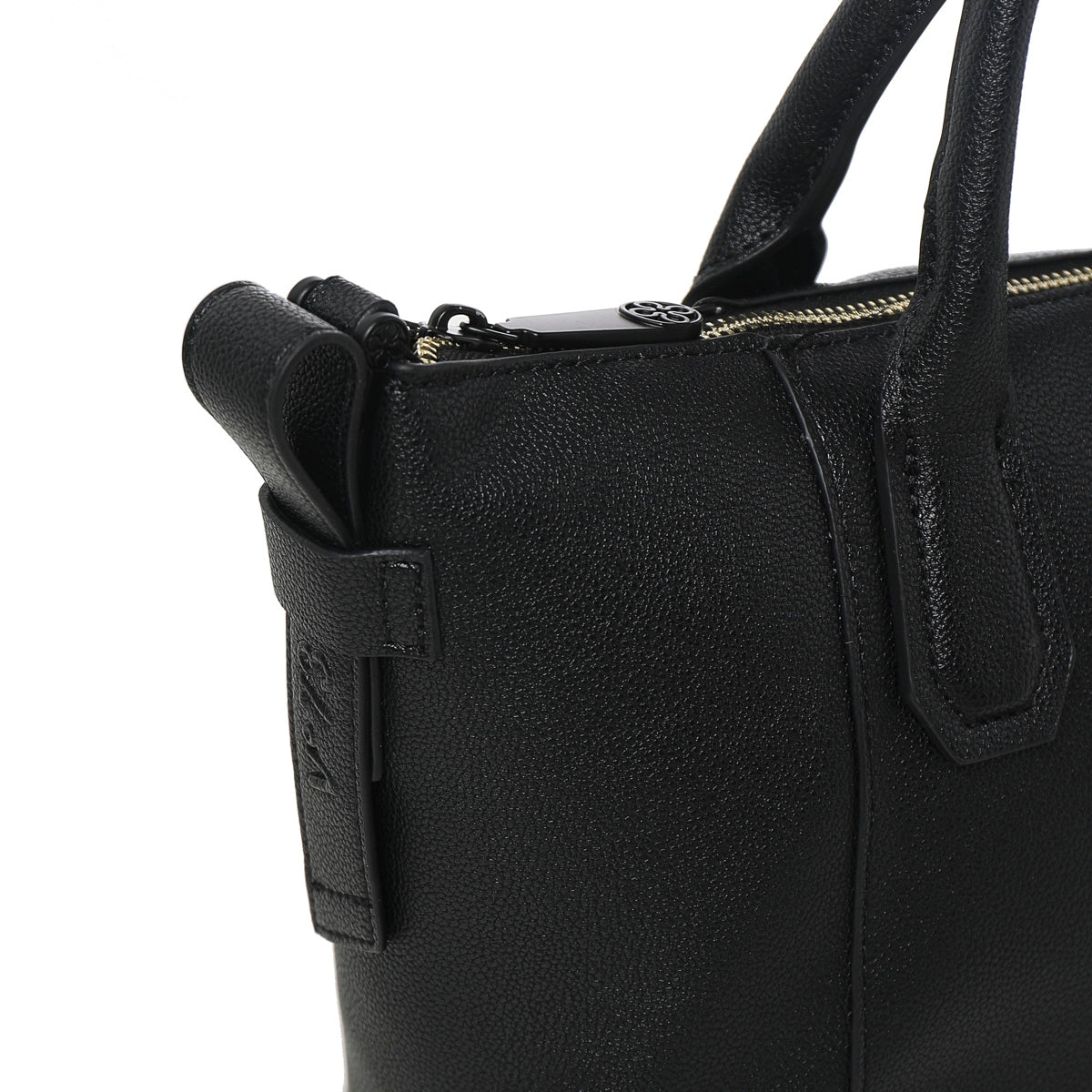 f64995525916e1291ea37f9b68a60166_NERO_73BS6AX03_82_001