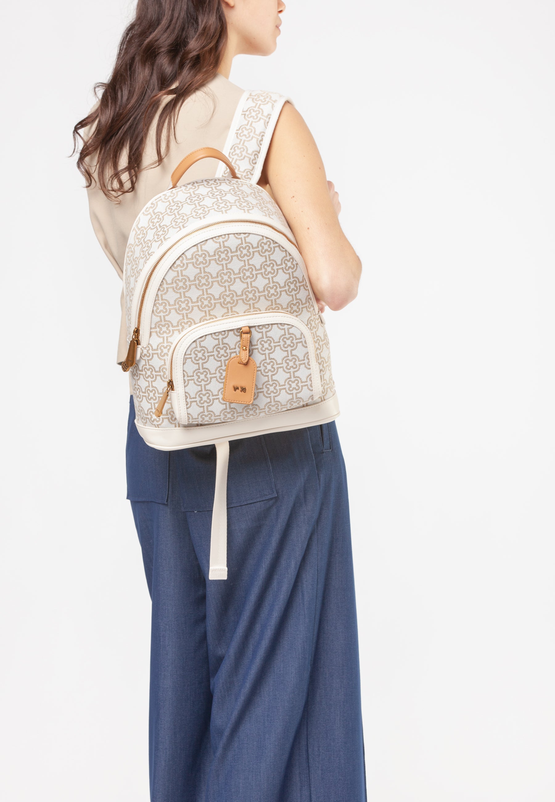 c1de400cebe4f19540f4a201b1cf8af0_MULTICOLOR_73BS8G210_28_E87