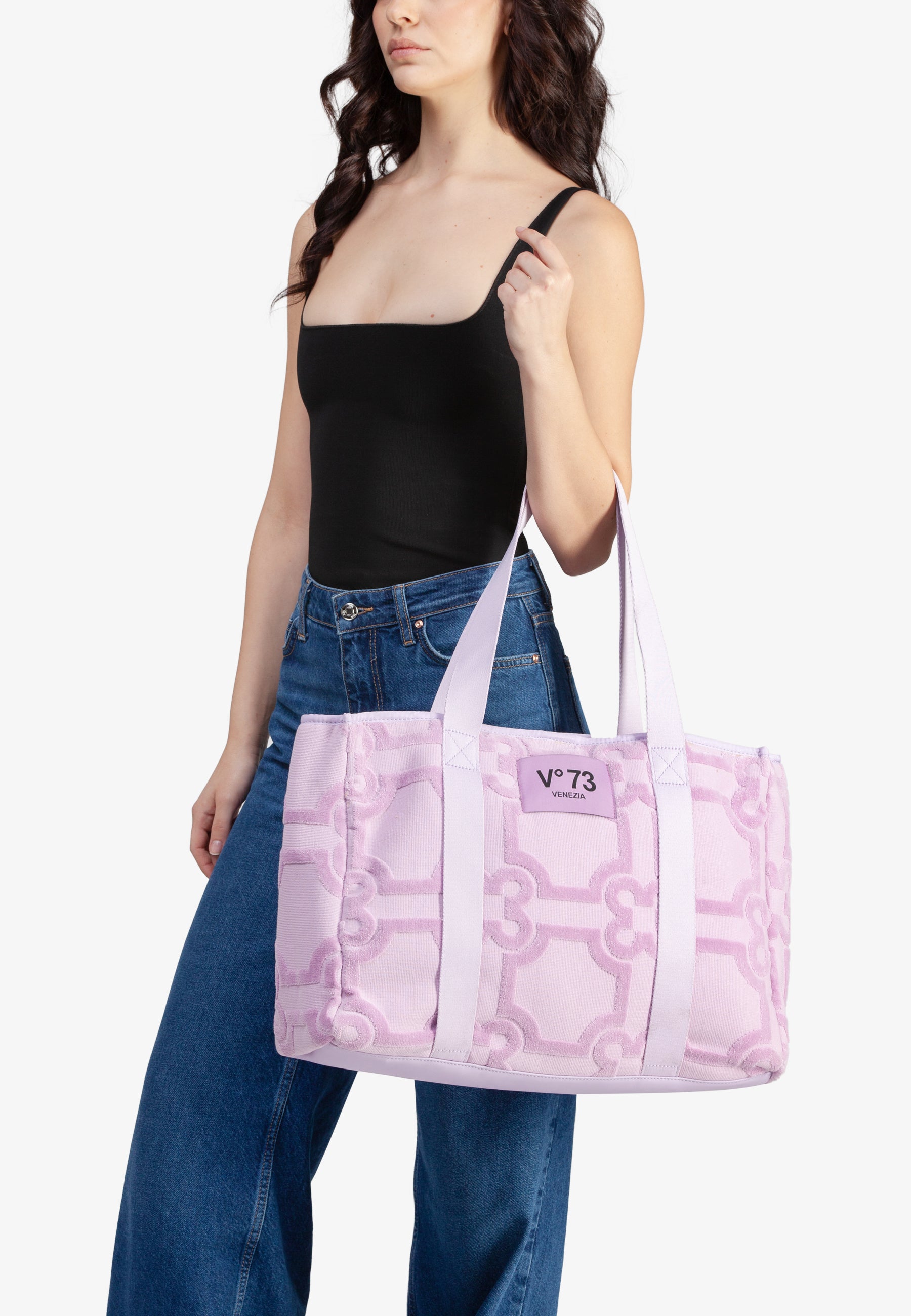 3875c35fd27050edff3990dfc7be074a_VIOLA_73BS8W203_22_085