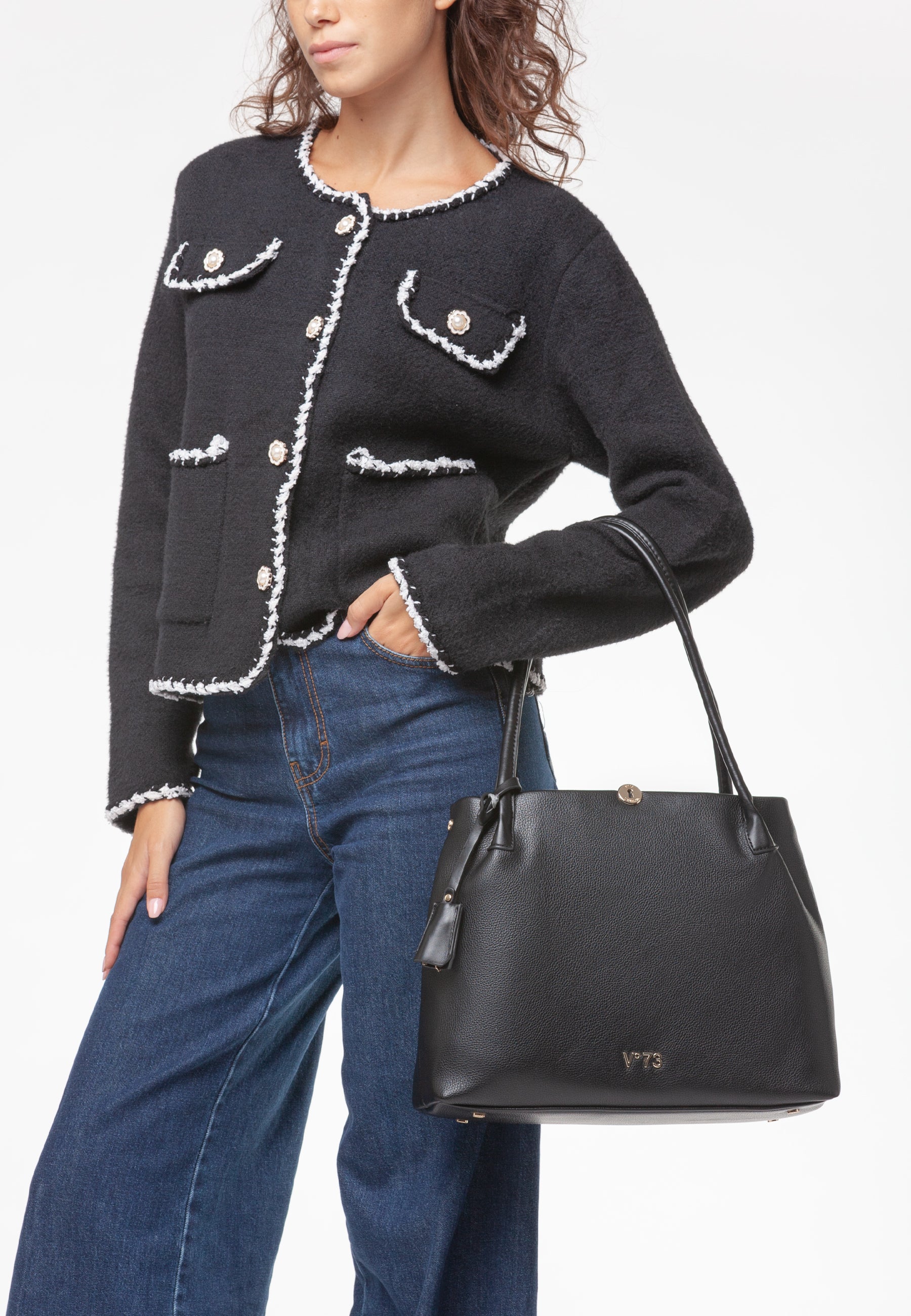 f64995525916e1291ea37f9b68a60166_NERO_73BS9D101_41_001