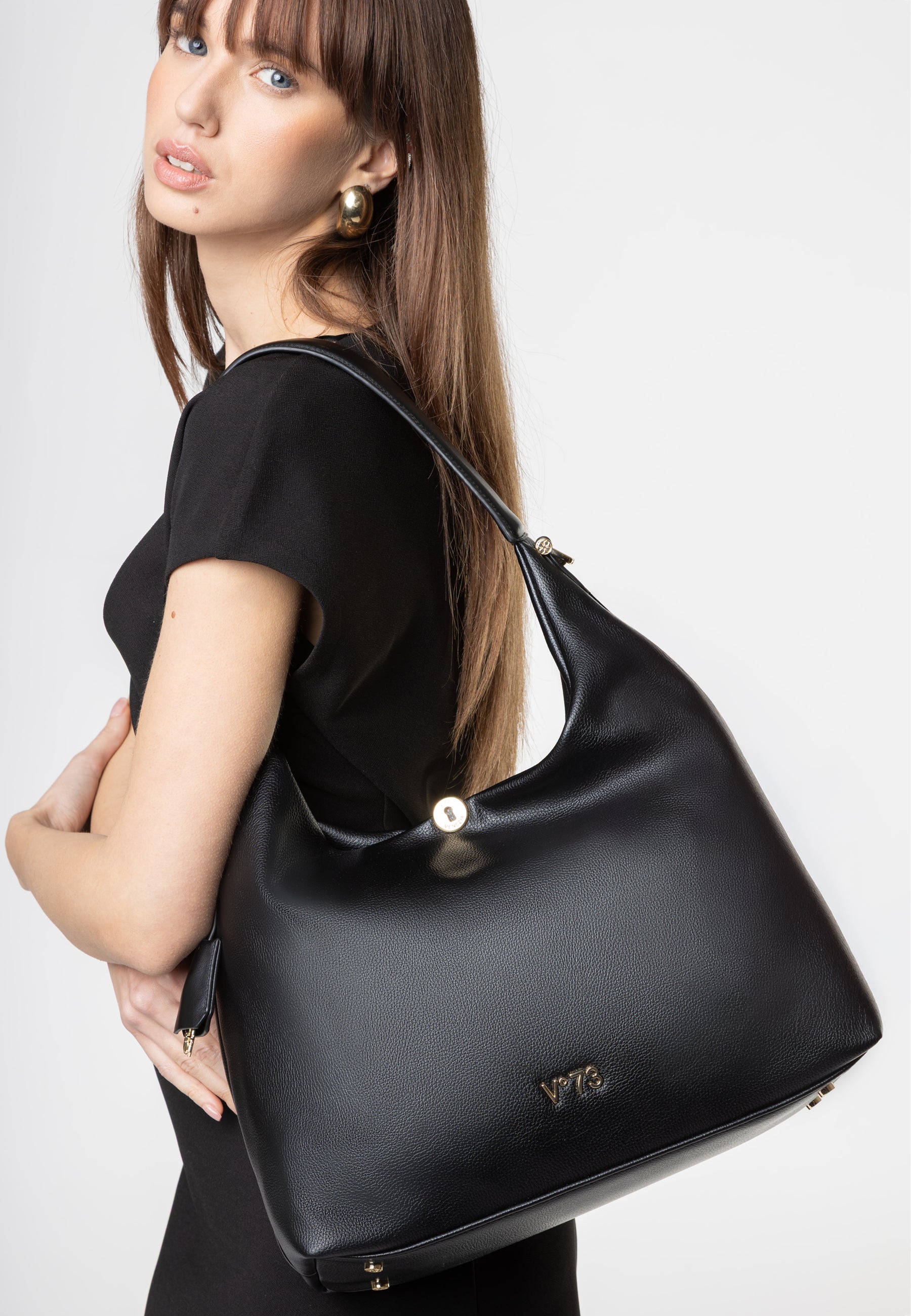 f64995525916e1291ea37f9b68a60166_NERO_73BS9D105_53_001