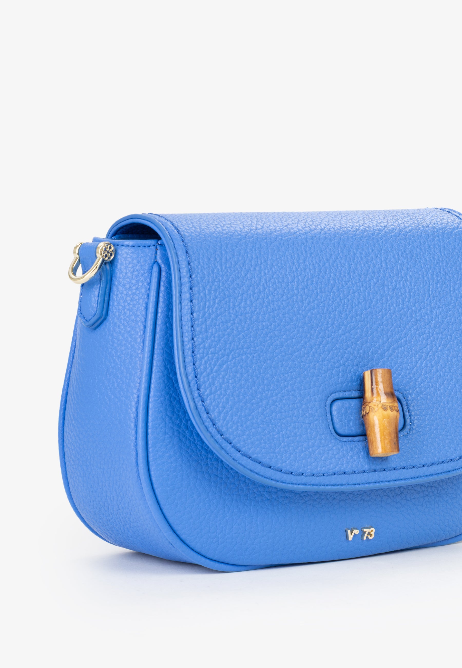 8614c9477a5d86f42a1da6b19d625392_BLU_73BS9M607_16_071