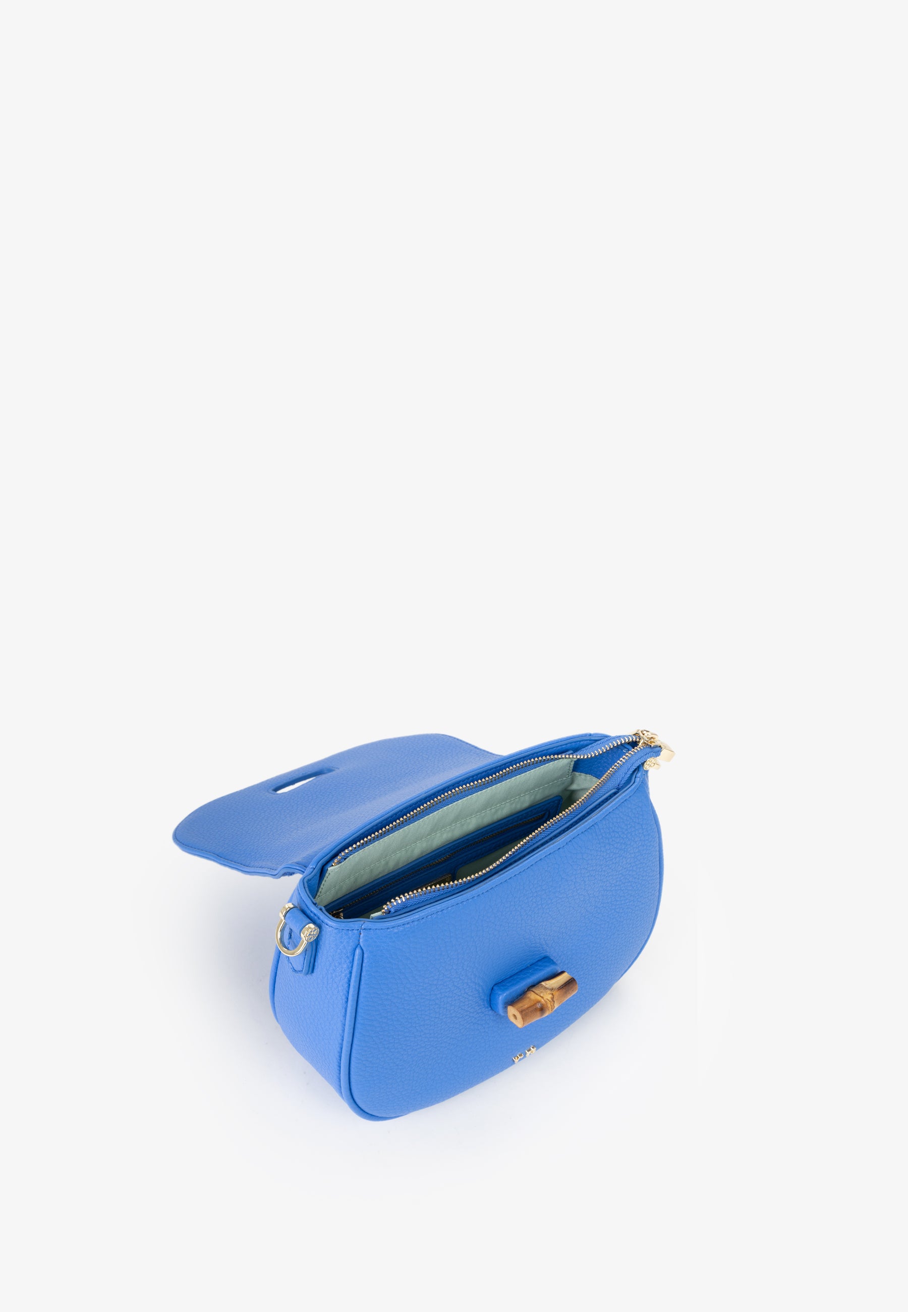 8614c9477a5d86f42a1da6b19d625392_BLU_73BS9M607_17_071