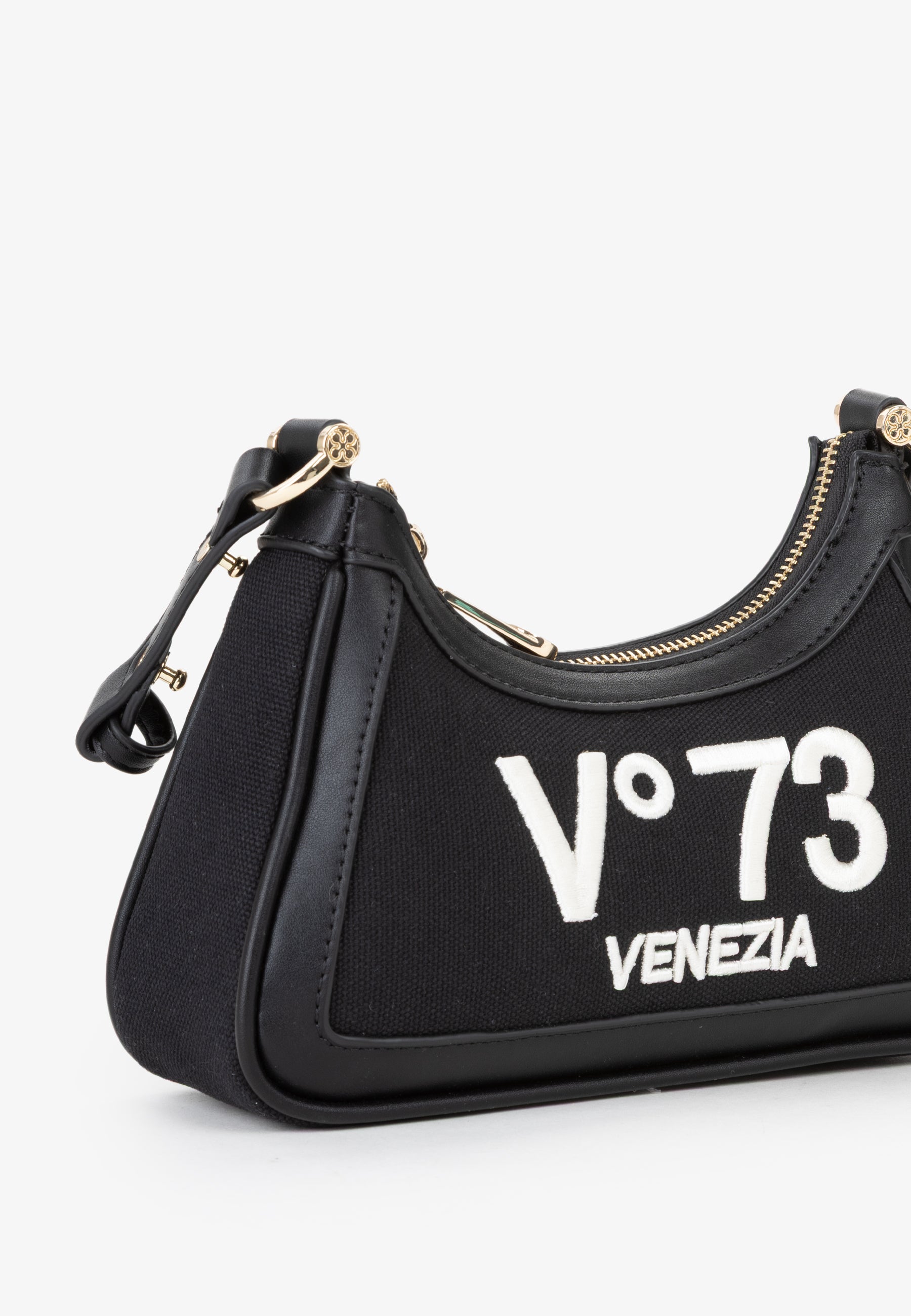 f64995525916e1291ea37f9b68a60166_NERO_73BS9MU02_11_001