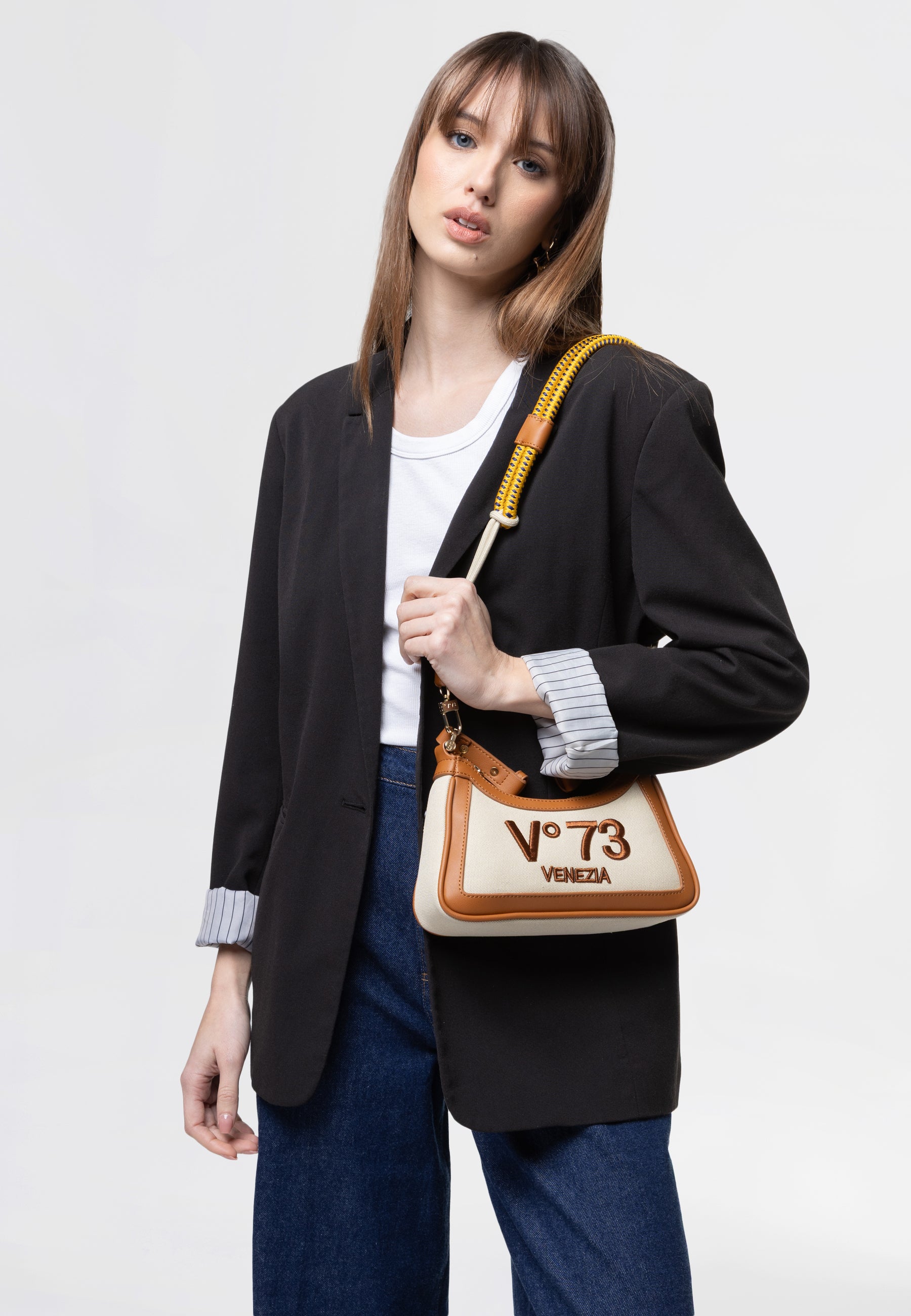 c51ed19e688600e85aa6264308708592_CUOIO_73BS9MU02_18_073