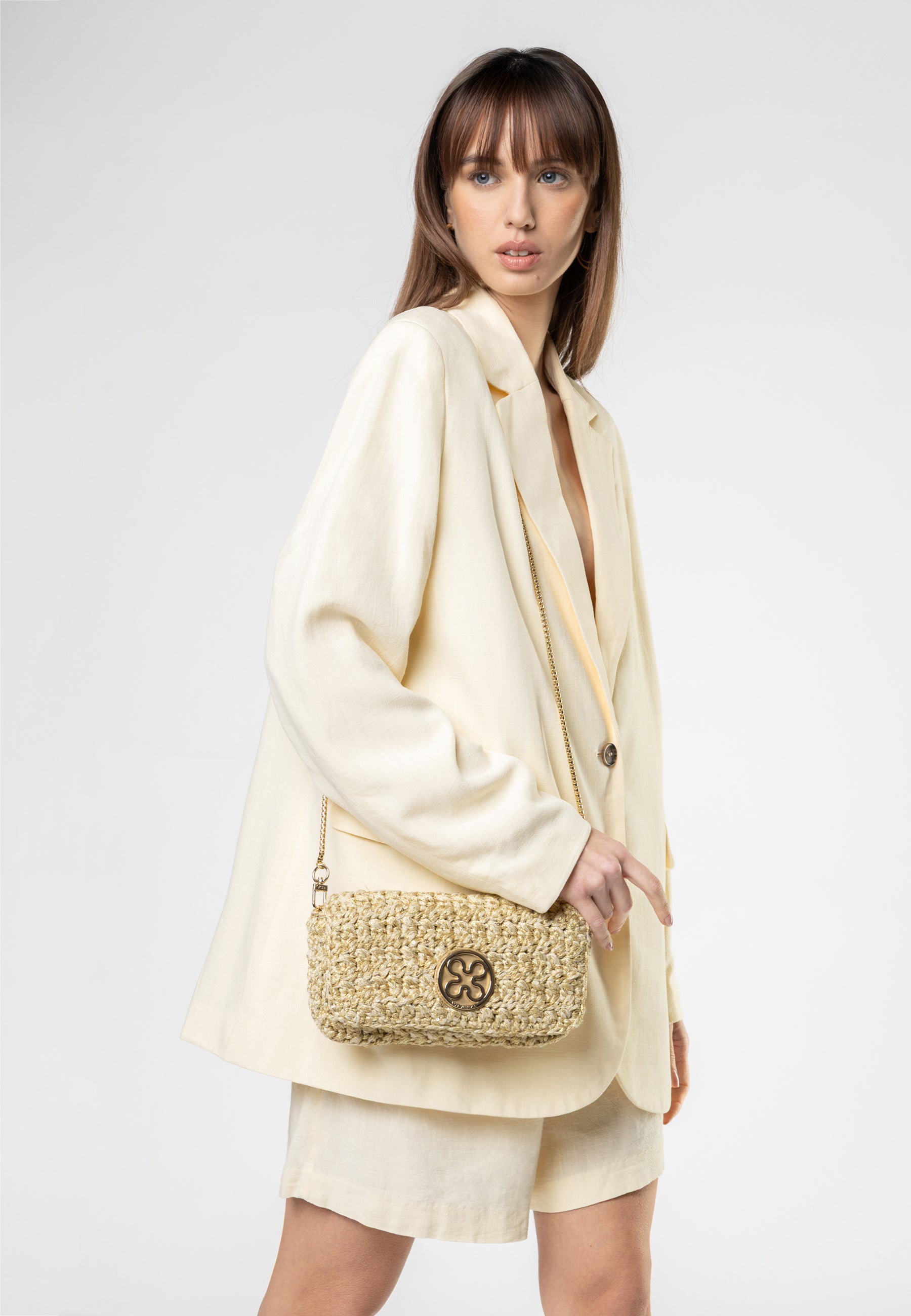 f4f3758b95b0a3f20c7bf9238df46407_ORO_73BS9UU01_20_019