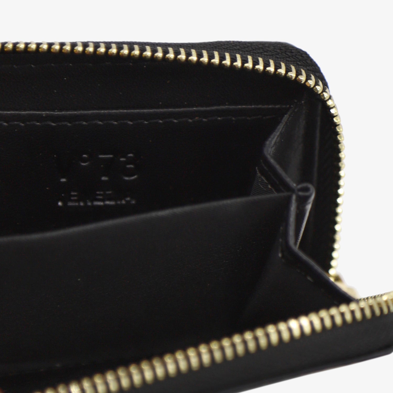 f64995525916e1291ea37f9b68a60166_NERO_73PS5QK139_7_001