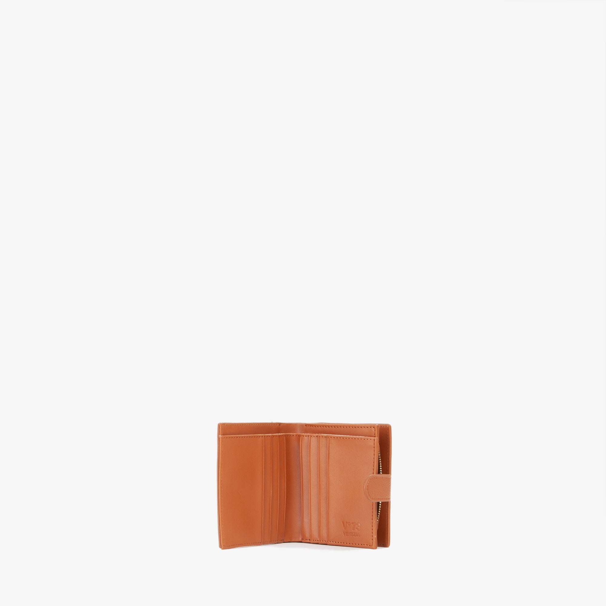 c51ed19e688600e85aa6264308708592_CUOIO_73PS8VT215_16_089
